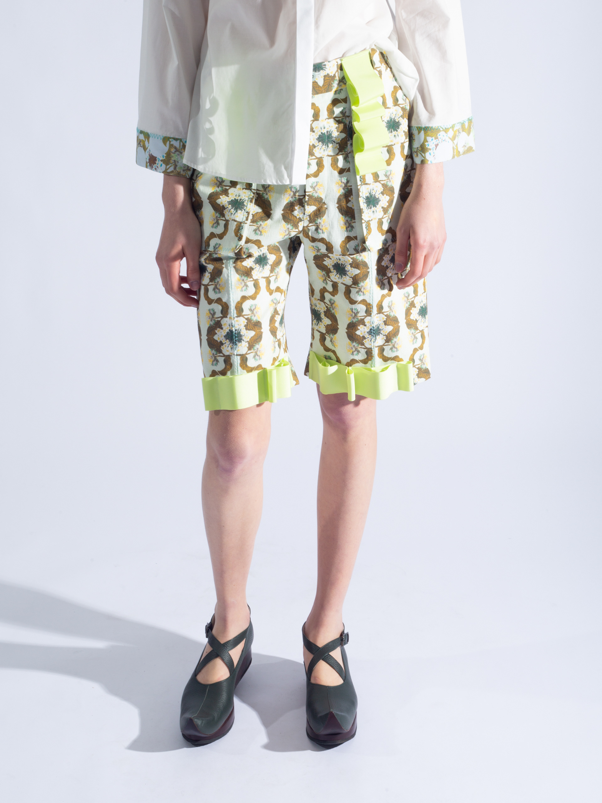 A Cargo short trouser with Chemical Flower print