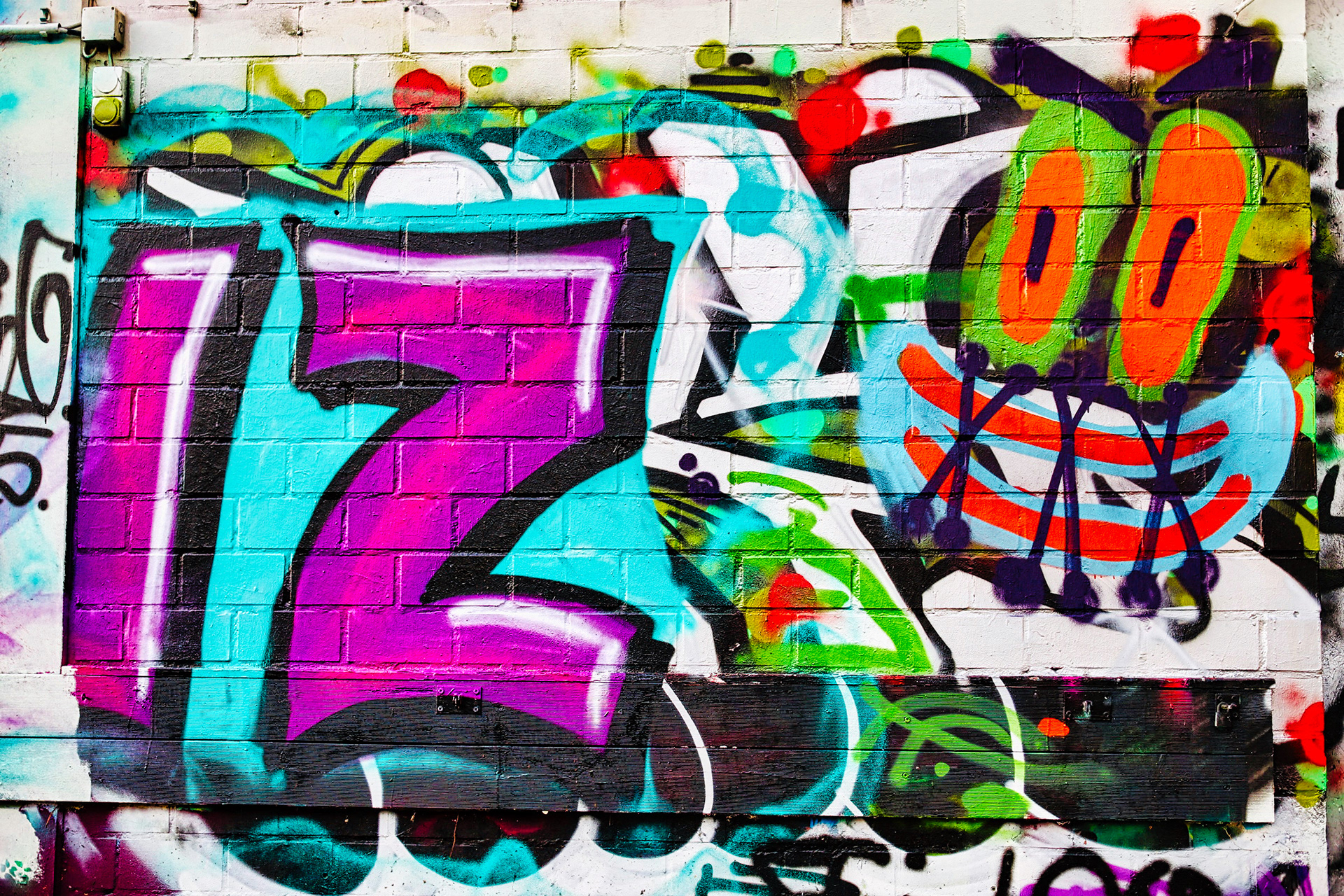 51°34'45"N 8°05'48"E II