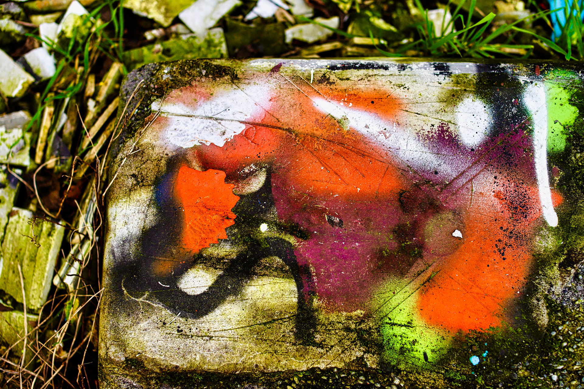 51°34'45"N 8°05'48"E VI