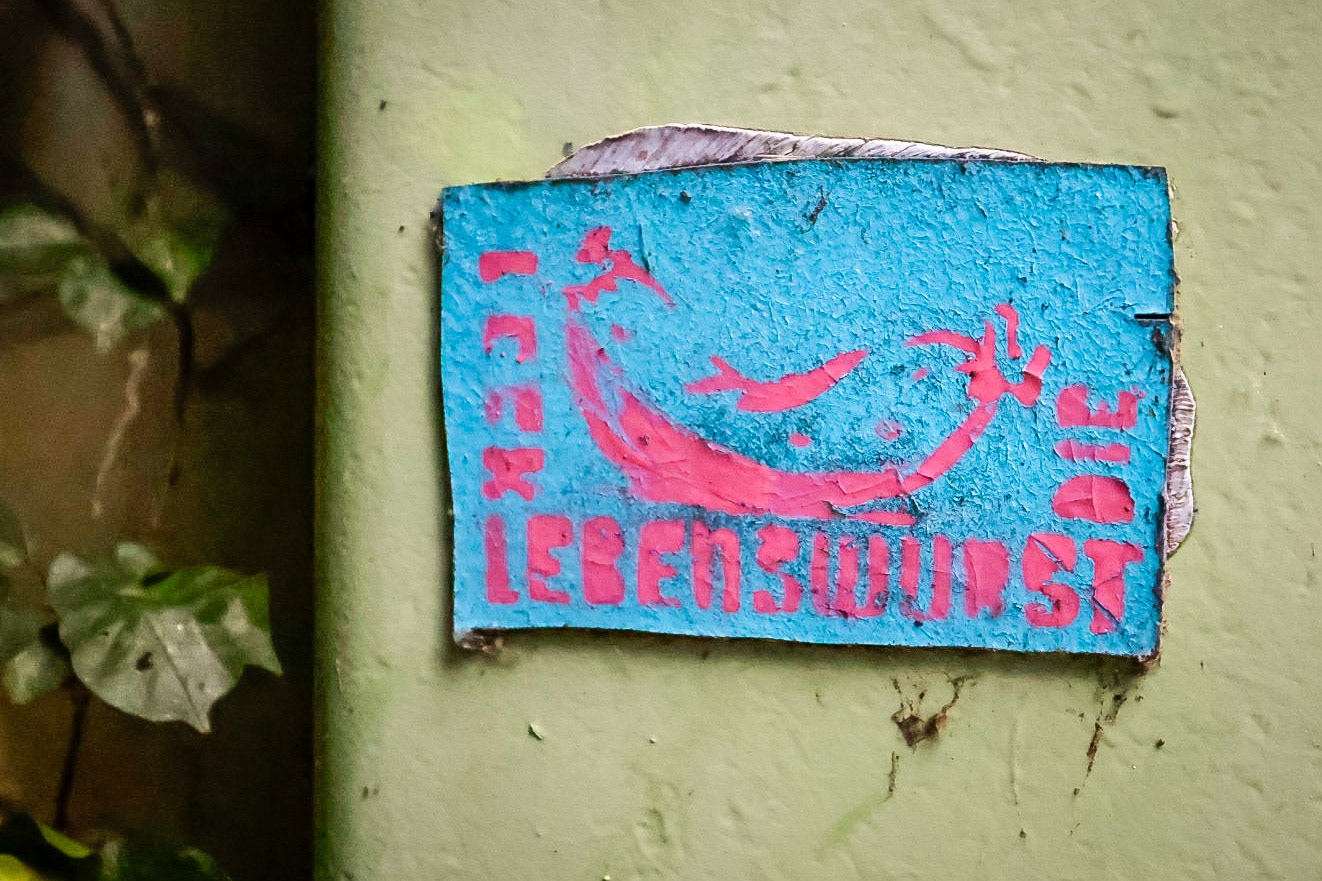 51°27'20"N 7°57'18"E II