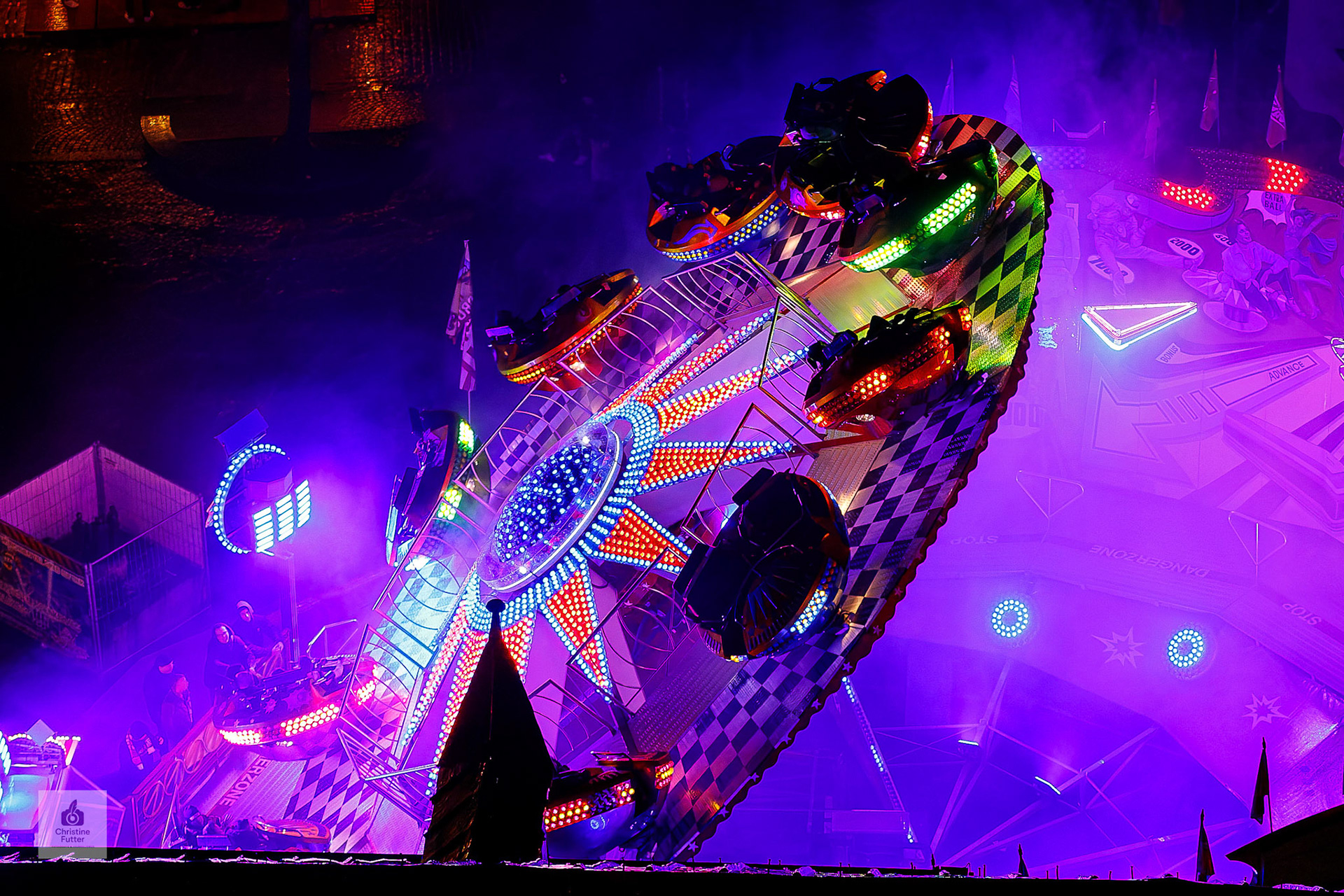 Die Stimmung rockt! Mitternacht auf der Soester Allerheiligenkirmes [Soest 2023]