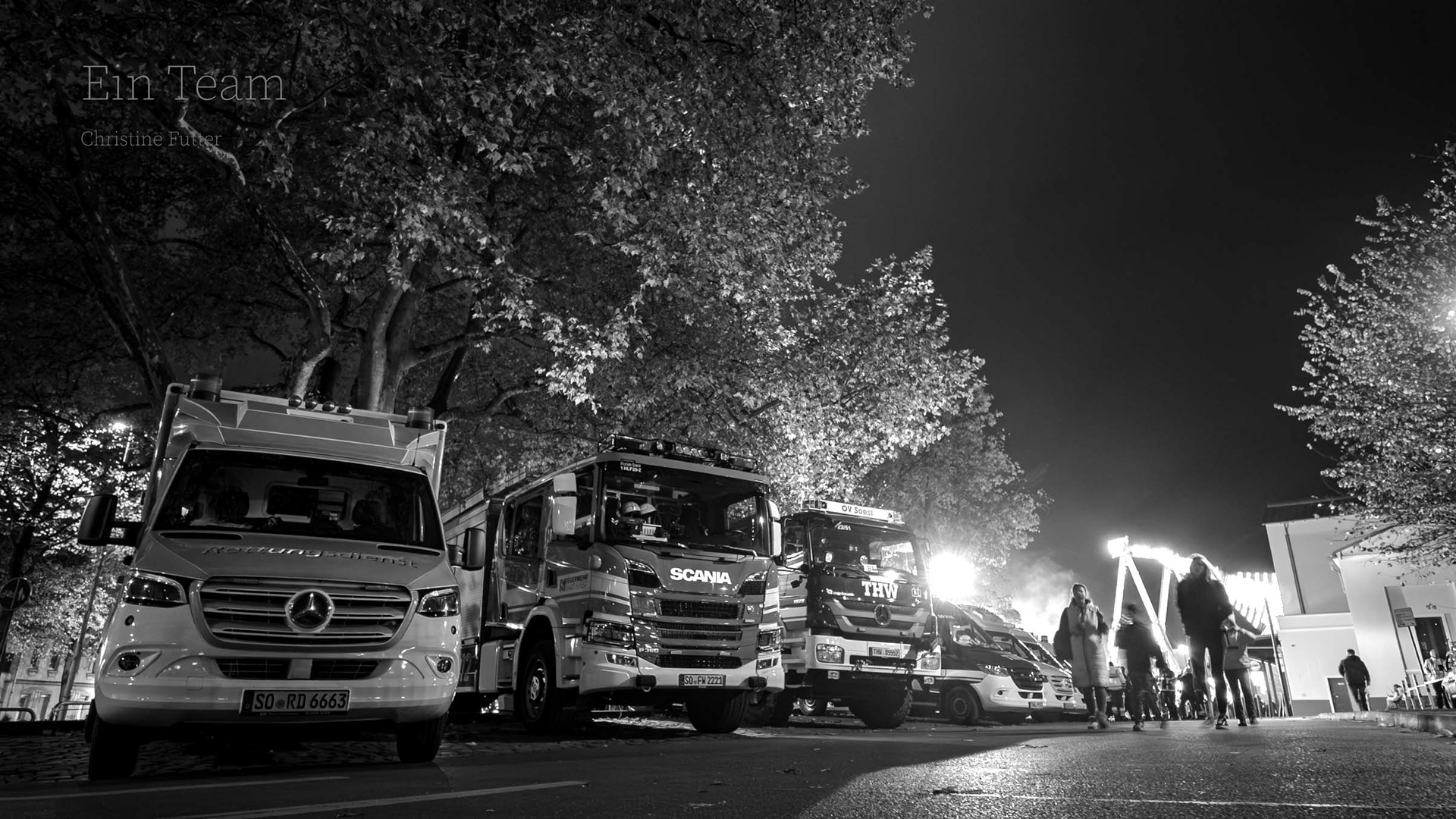 DRK, Feuerwehr, THW - Alles ein Team, auf der Allerheiligenkirmes in Soest. [DJI Osmo Poket III]