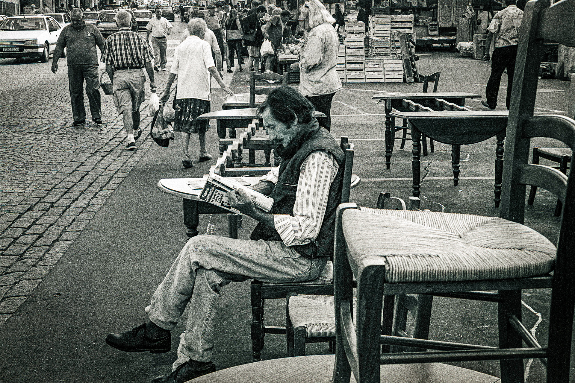 Time to Read, (Neufchatel-en-Bray, Normandy, France)
