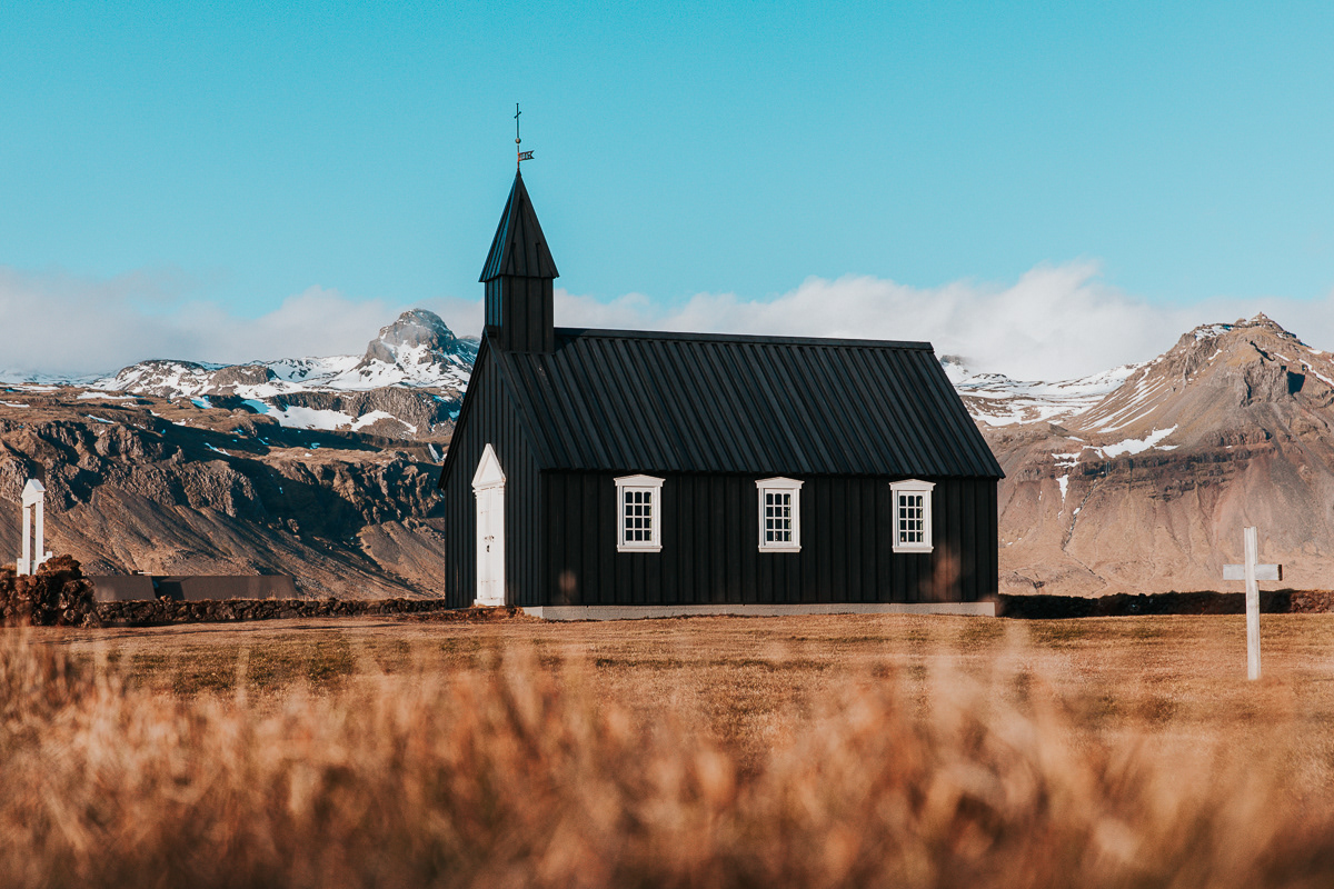 La chiesa nera di Budir