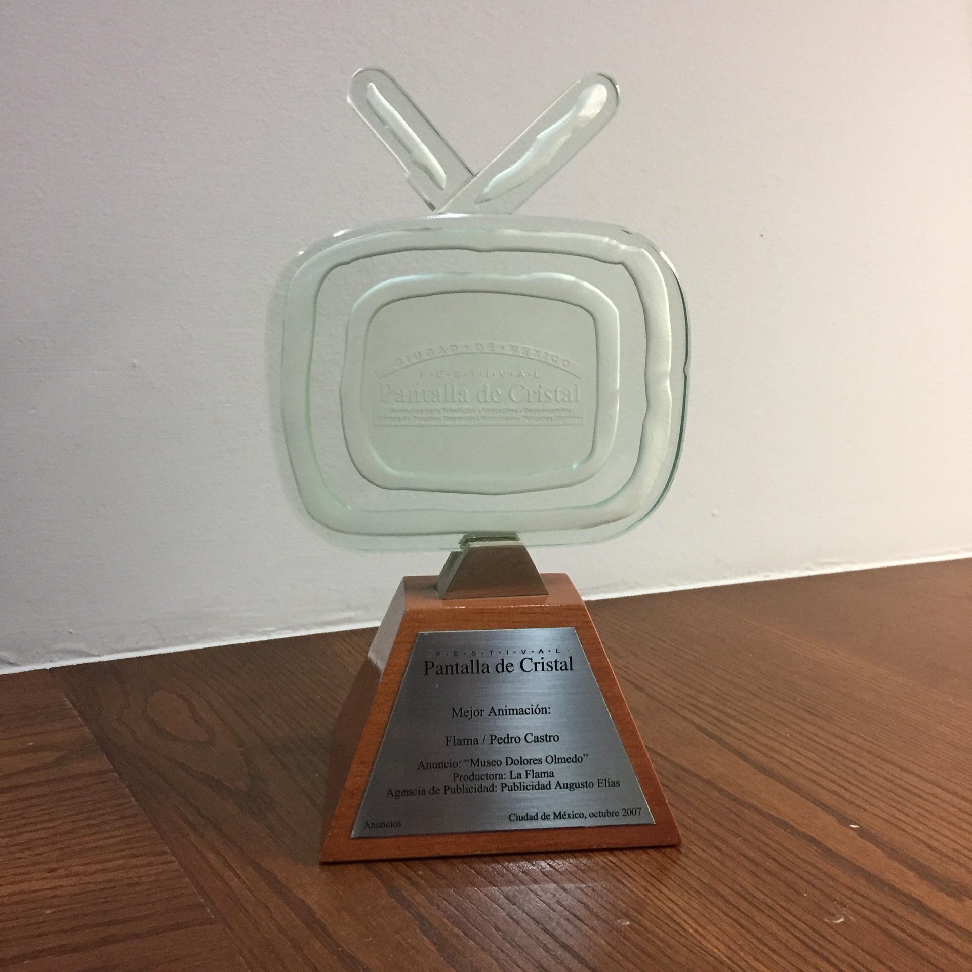 PANTALLA DE CRISTAL - Best Animation Trophie