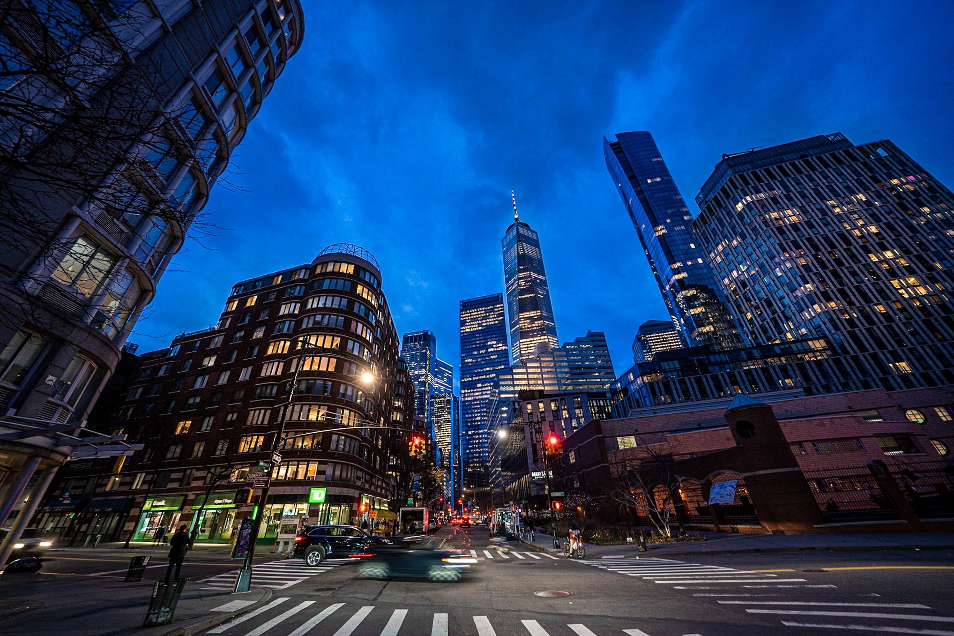NYC was eerily empty!  There was a small amount of traffic and even less pedestrians out and about.Following the Keep Your Distance Protocol I shot mostly from inside the car.  Additional Photos To FollowIf You Like What You See Please Follow Me !#NotYourAvgPhotoJoeFollow @notyouravgjoeFollow @notyouravgjoe.neon#MadeWithPlatypodAll Right ReservedAll Images © Joe Pellicone, Images may be shared on social media with credit. For information about Prints or Commercial use of these images, please message me or email NotYourAvgPhotoJoe@gmail.com#goandcapturethelight#just_newyork#citybestviews#newyork_bestshots#new_yore_house#ilove_newyork#urbangathering#city.squad#nyc#nyc_pictures#likenewyorkcity#gallery_photogroup#globalcapture#thecoolmagazine#illGrammers#royalsnappingartists#illegalvisuals#heatercentral#moodygrams#thevisualcollective#nbcnewyork#visitnewyork#bhphoto#nycgo#thediscoverer