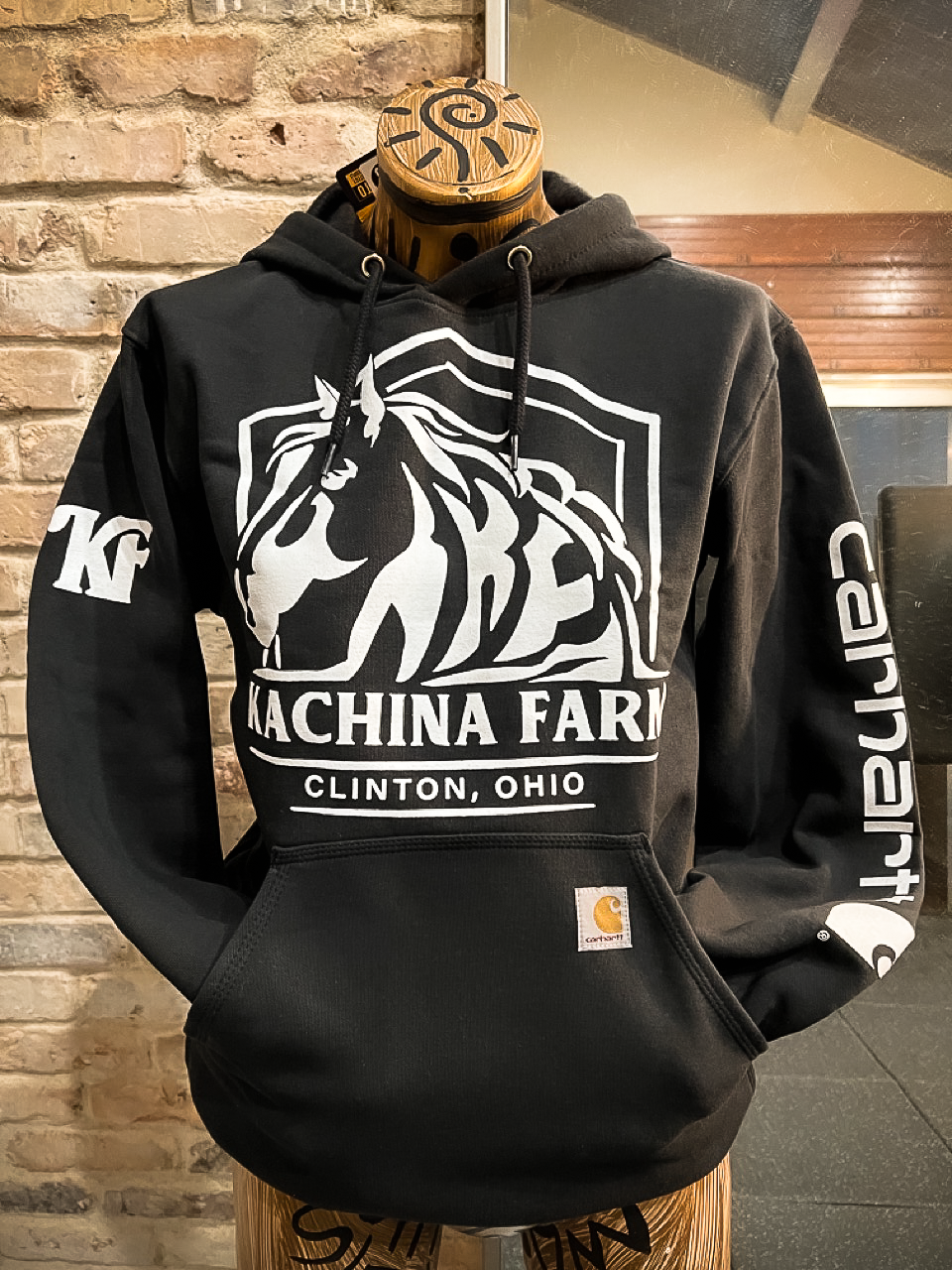 From Concept to IKachina Farms Logo and Hoodie Designmplementation, these Once in a Life-Time Events were created for a wide range of highly respected celebrities, royalty, corporations and well-known families including Elon Musk, Bill Gates, Oprah, and Dr Dre. Events Creation and Photography by Cathy.