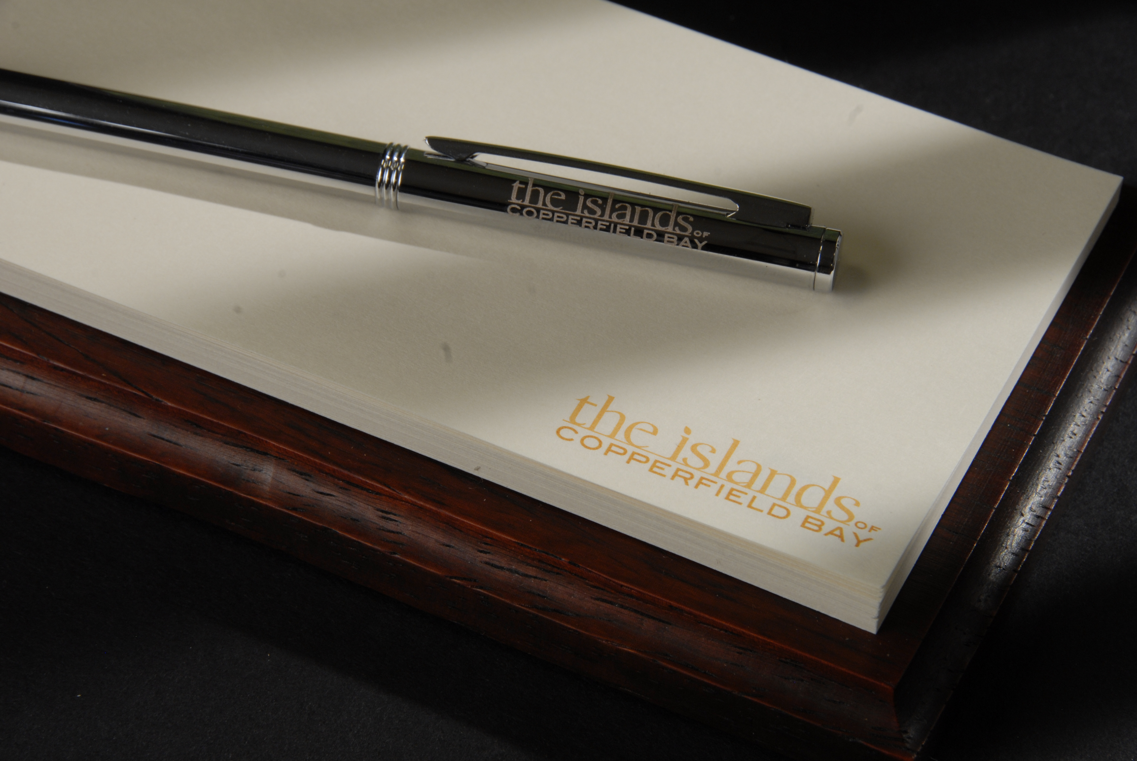 Guest Stationary and Pen  | Photo by Homer Liwag