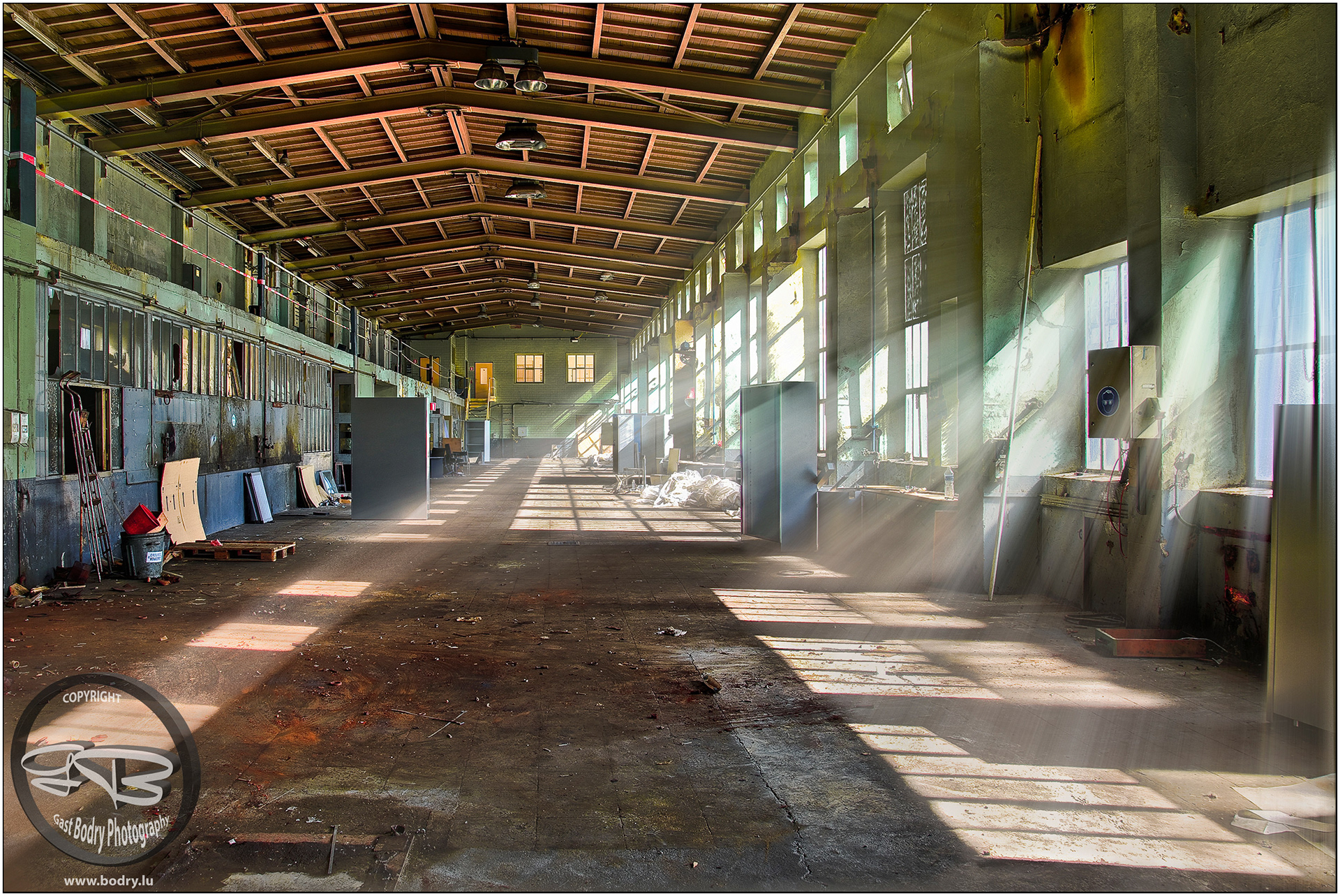 Ancien Atelier Electricien-Electronicien-Ajusteurs