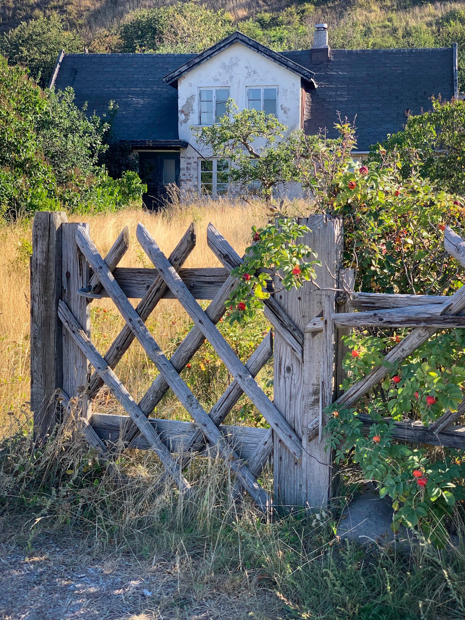 Forladt hus i Kyrkbacken