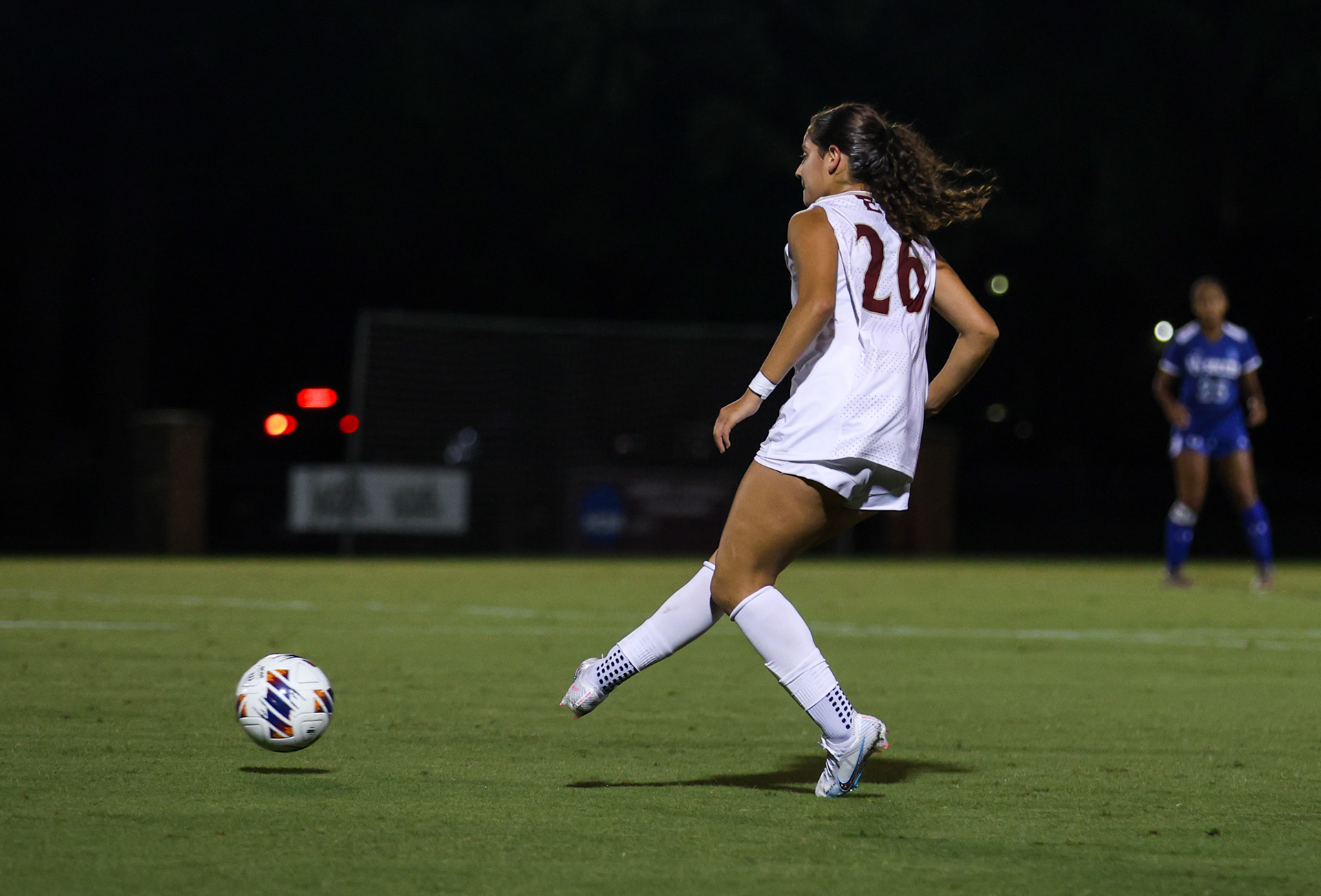 Maya Abousaab passes the ball during Elon's match against Hampton on Sept. 28.