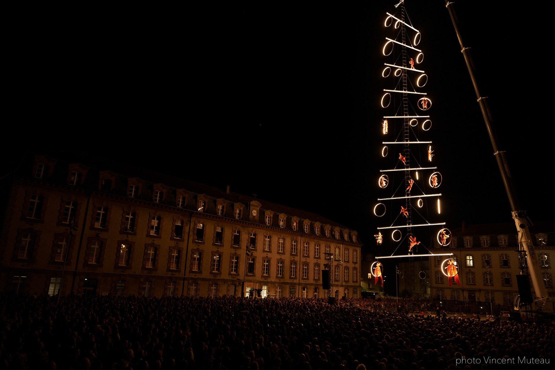 Transe Express_A.D.N. Odyssée Verticale