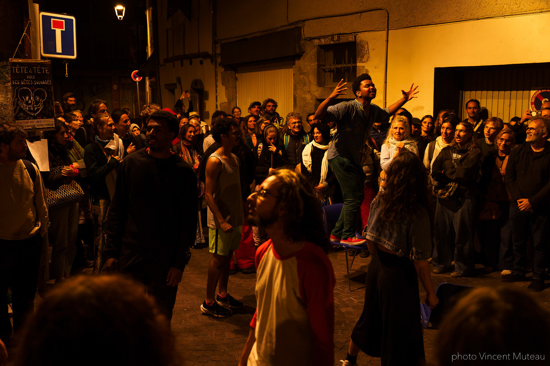 coletivA Ocupação_Quando Quebra Queima