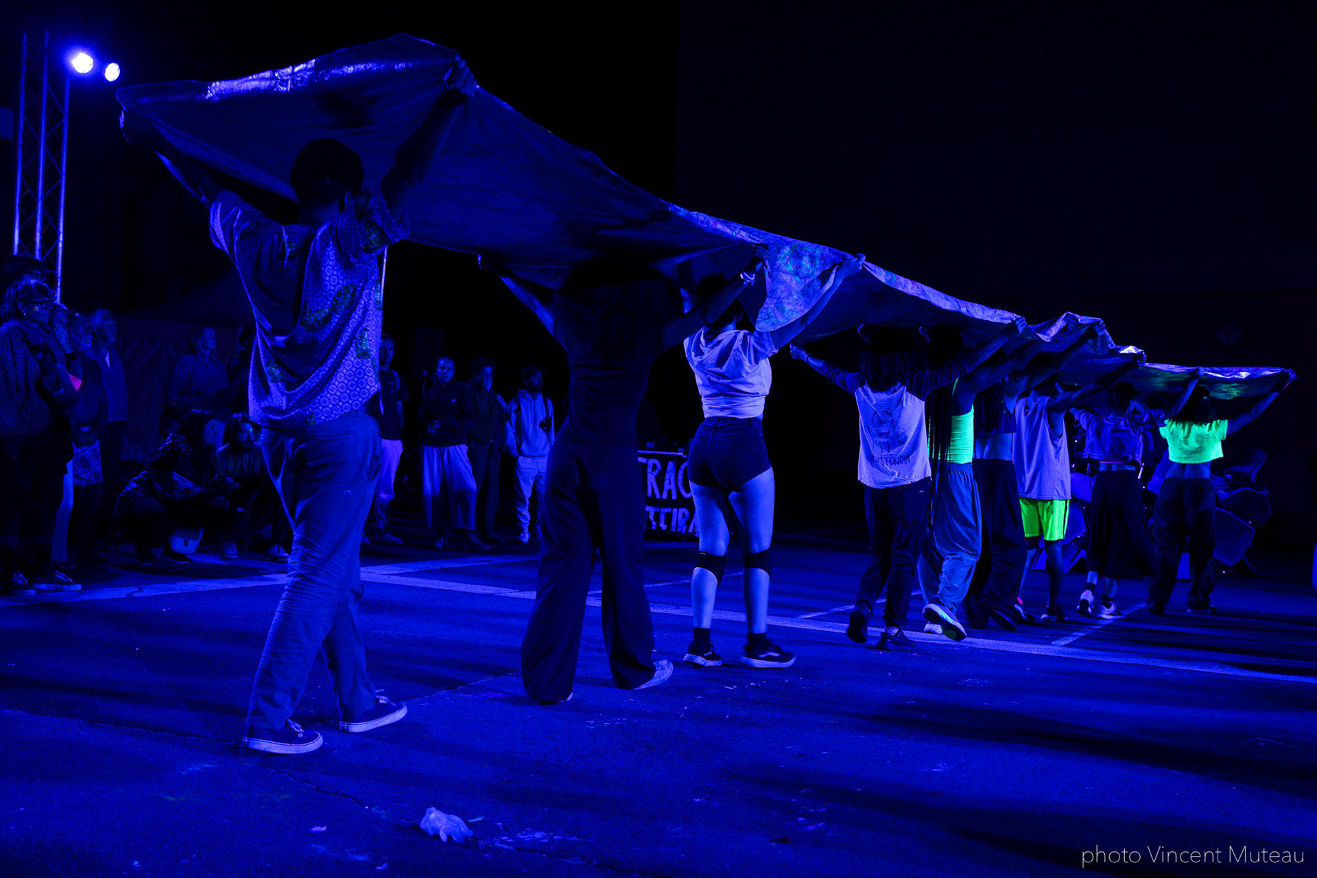 coletivA Ocupação_Quando Quebra Queima