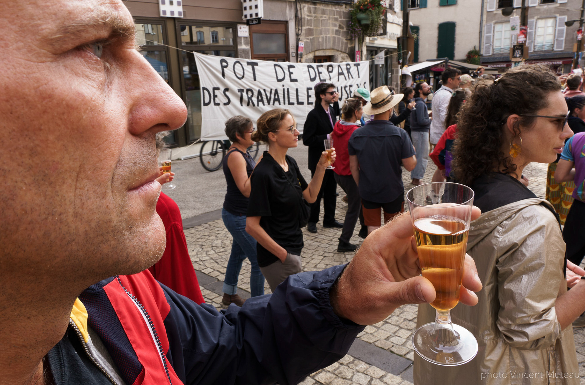 Pot de départ des travaileur.euse.x.s de l'art