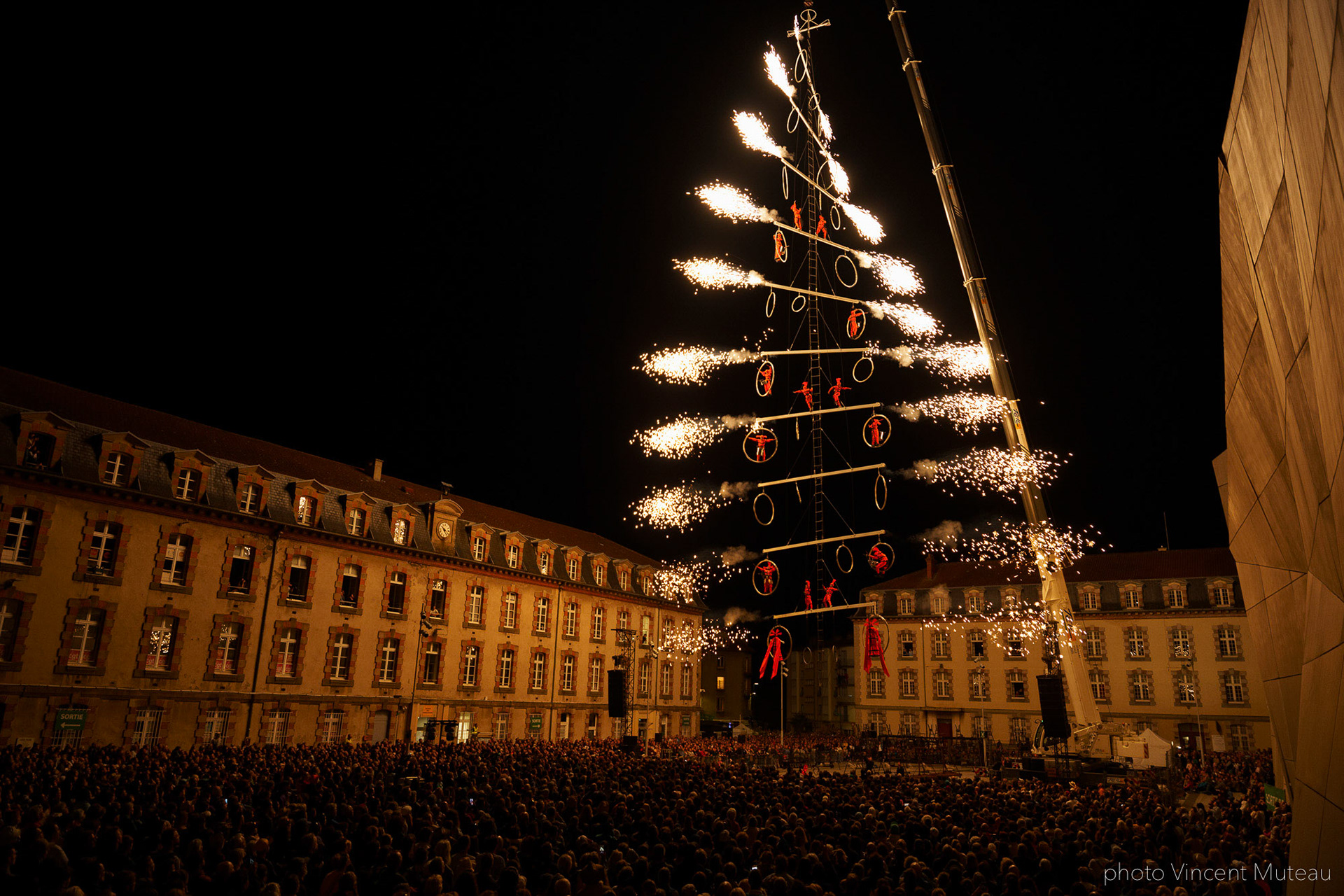 Transe Express_A.D.N. Odyssée Verticale