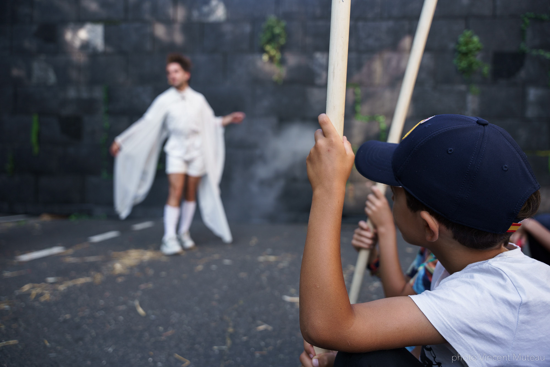 L’Amicale – Julien Fournet_L’Enfance majeure