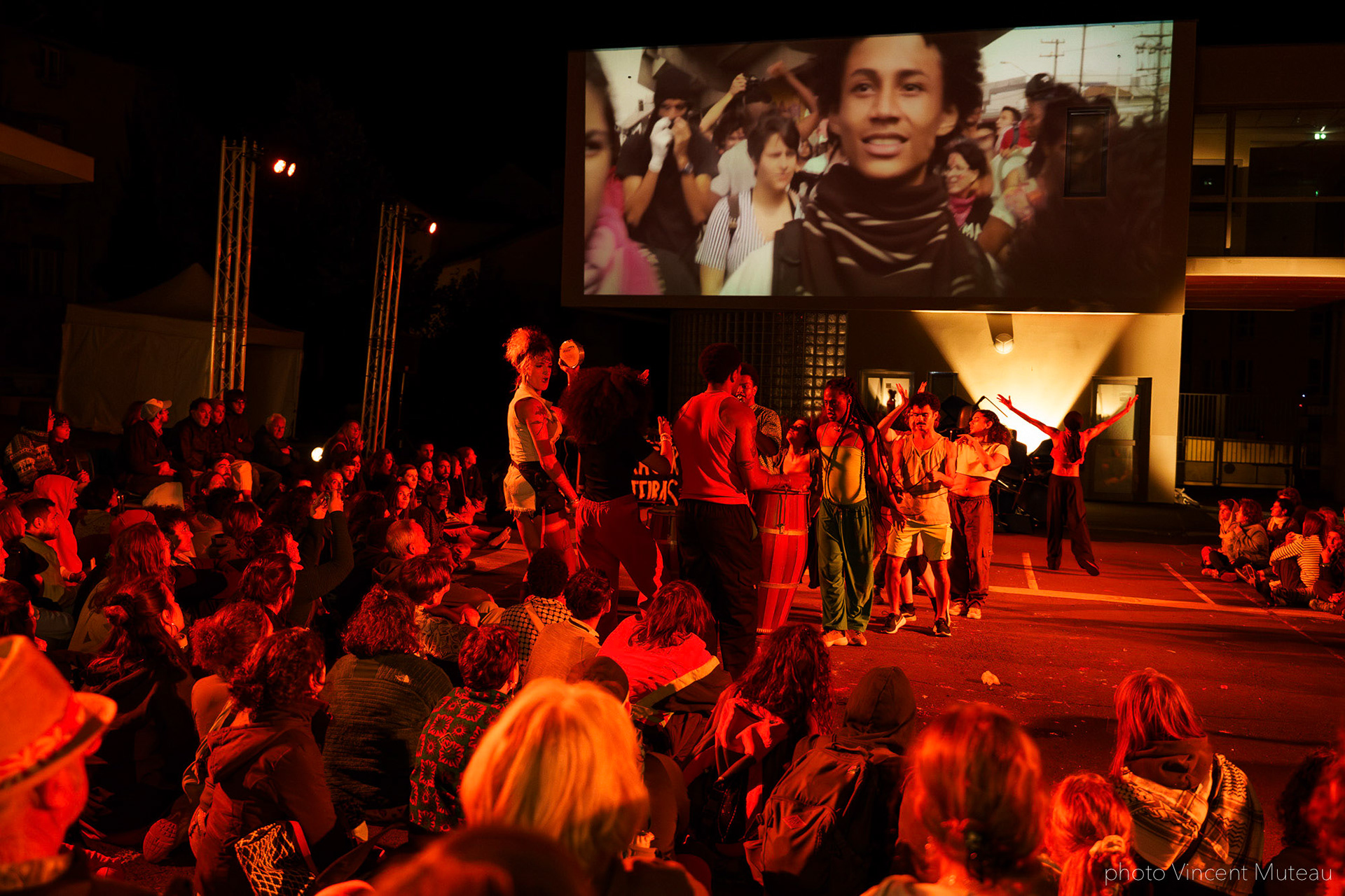 coletivA Ocupação_Quando Quebra Queima