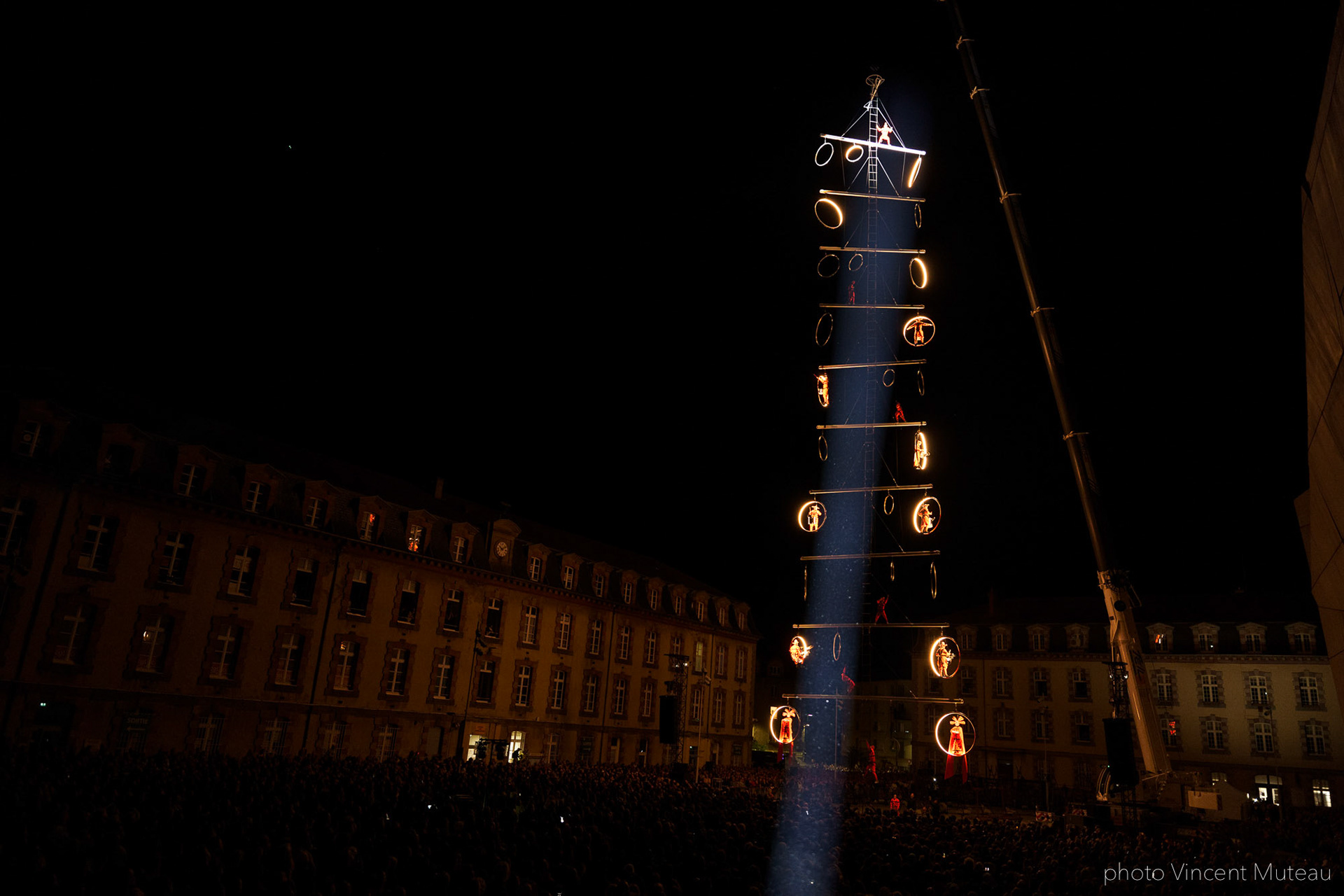 Transe Express_A.D.N. Odyssée Verticale