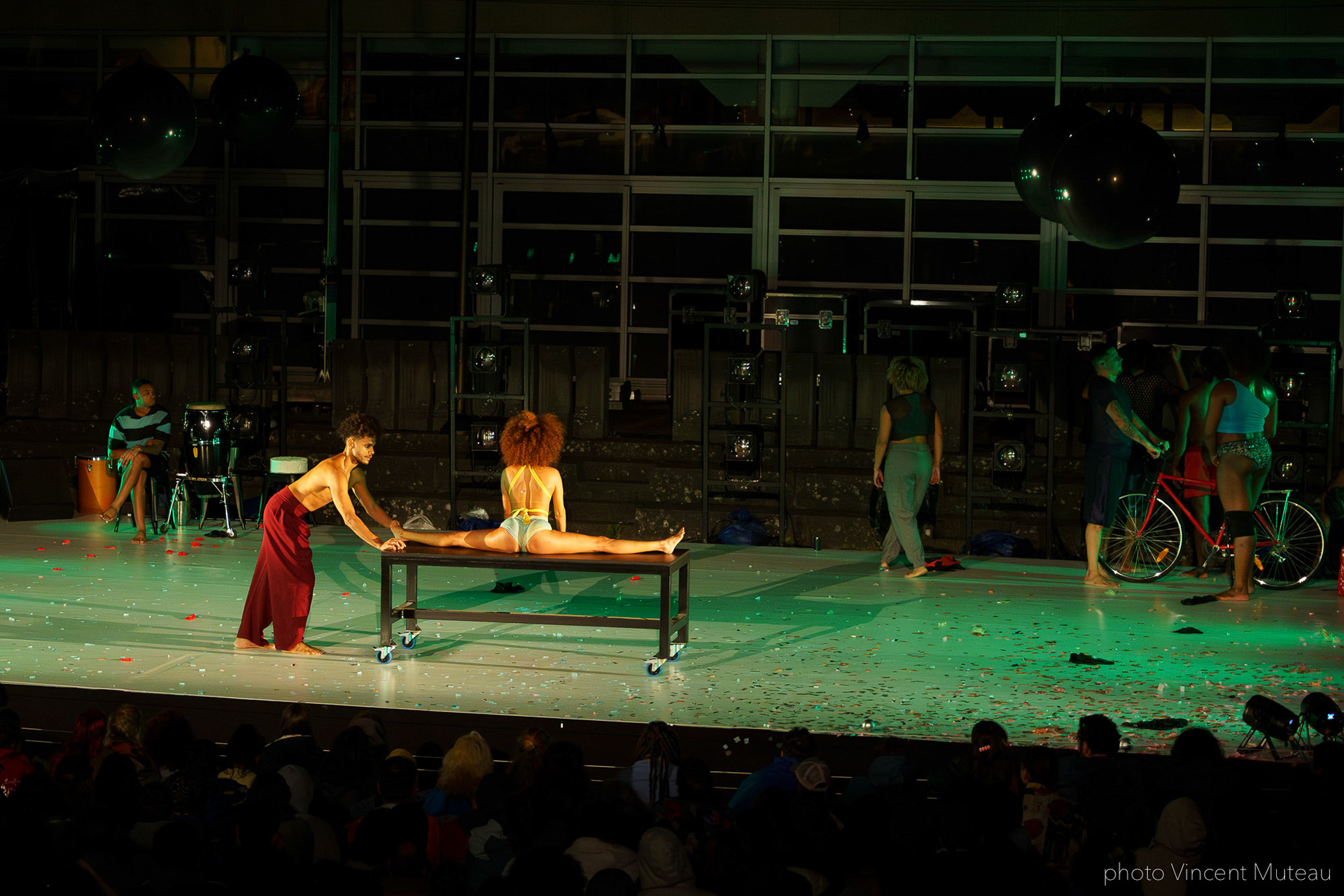 Alice Ripoll - Cia Suave_ZONA FRANCA