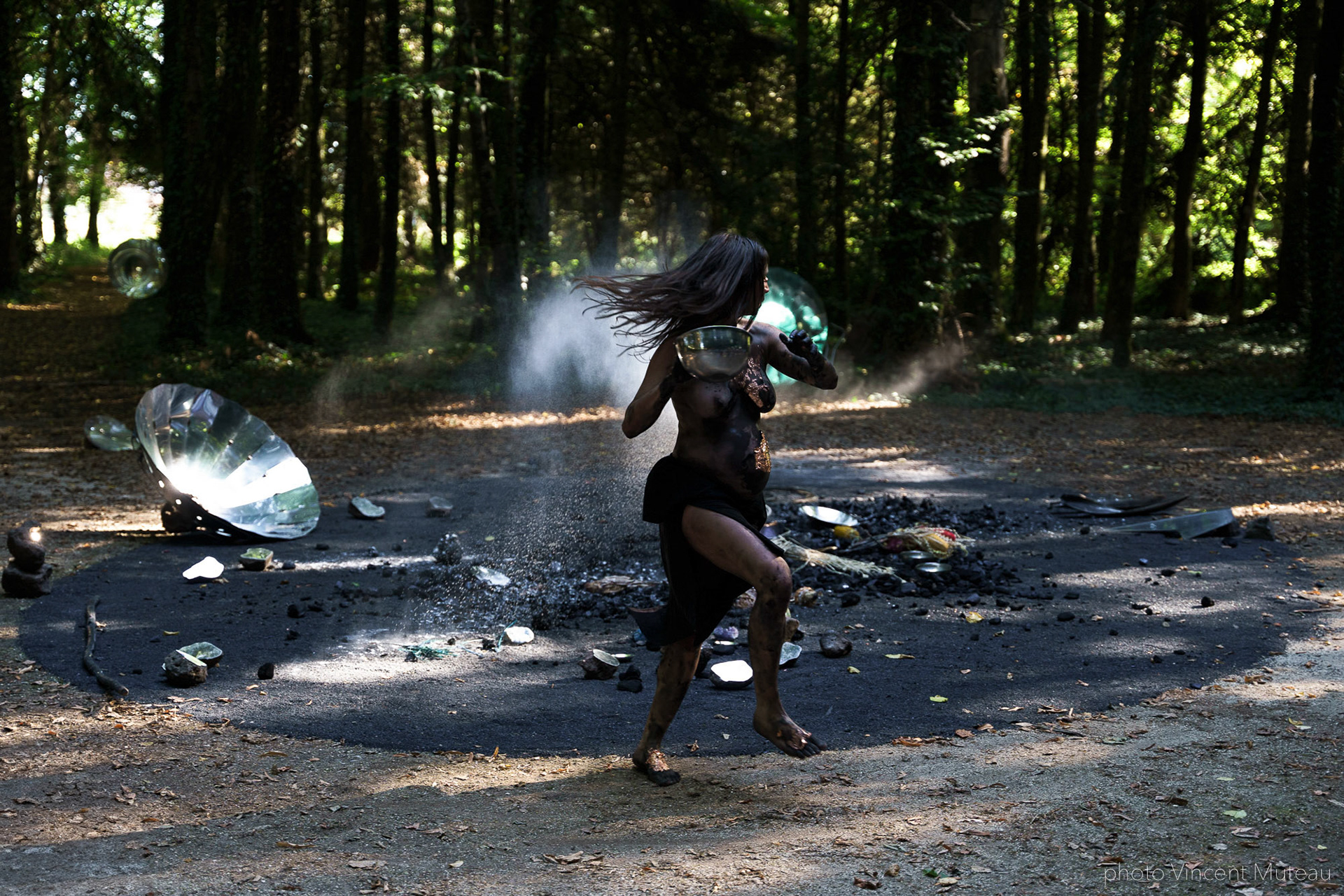 Vânia Vaneau Arrangement Provisoire_Nebula