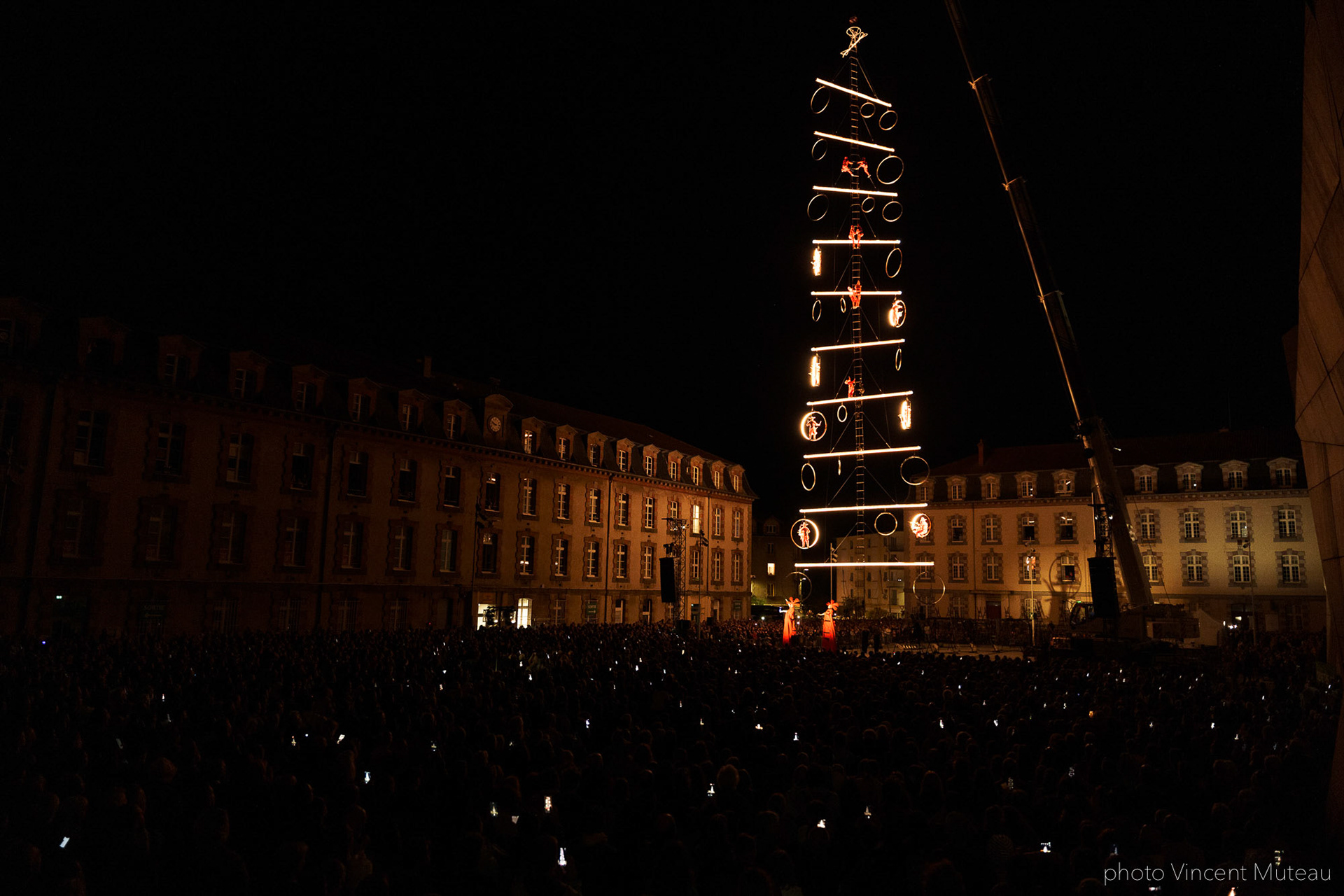 Transe Express_A.D.N. Odyssée Verticale