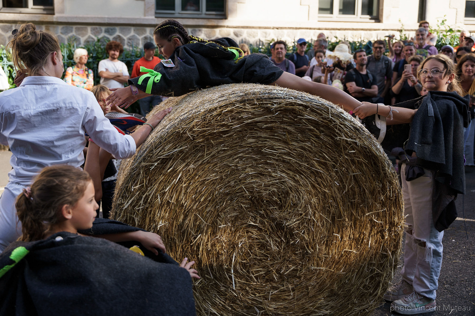 L’Amicale – Julien Fournet_L’Enfance majeure