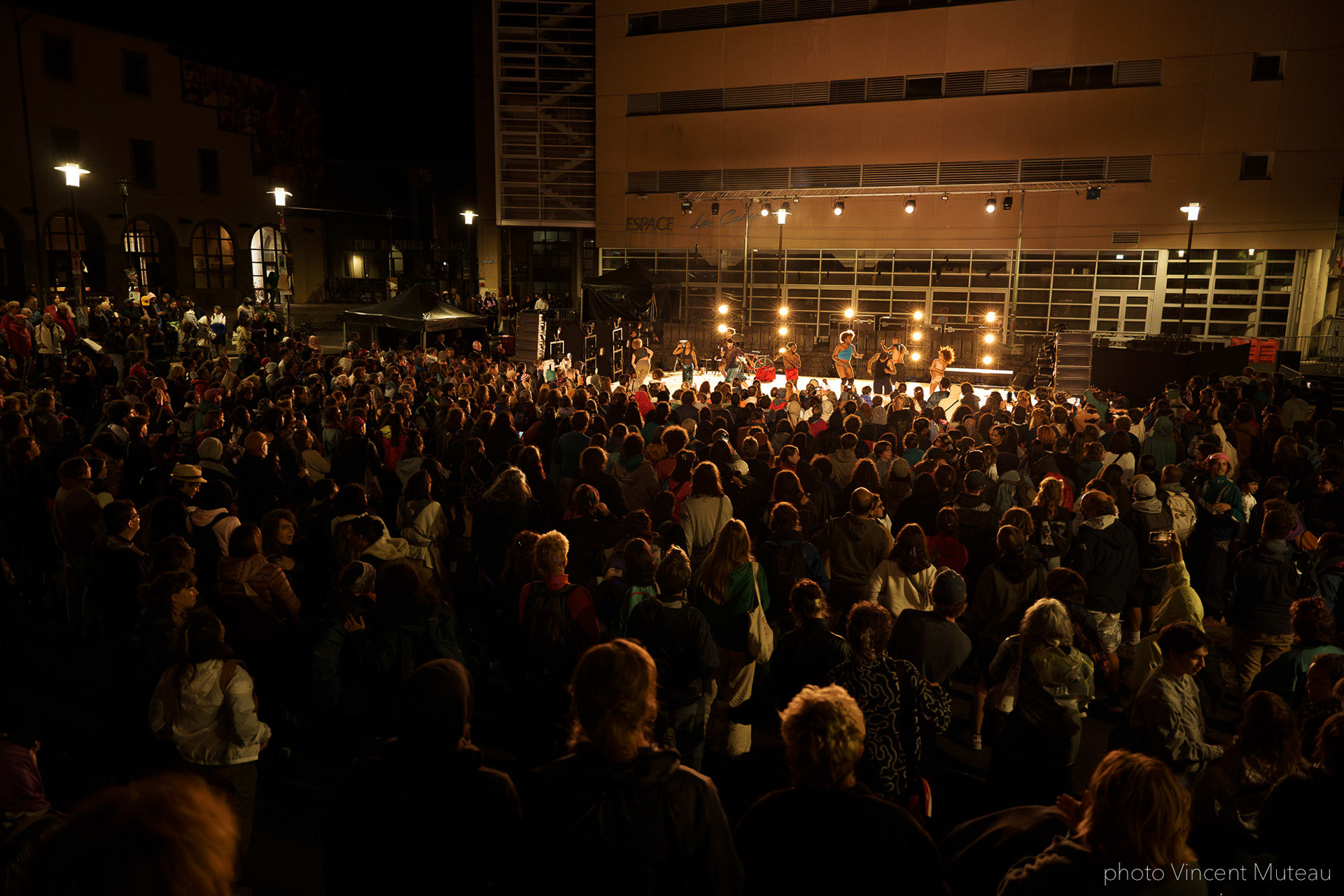 Alice Ripoll - Cia Suave_ZONA FRANCA