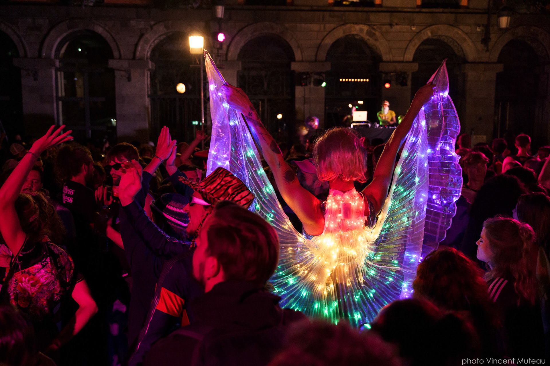 Hoods Flakes_Dj Flakes ft. David Guetto