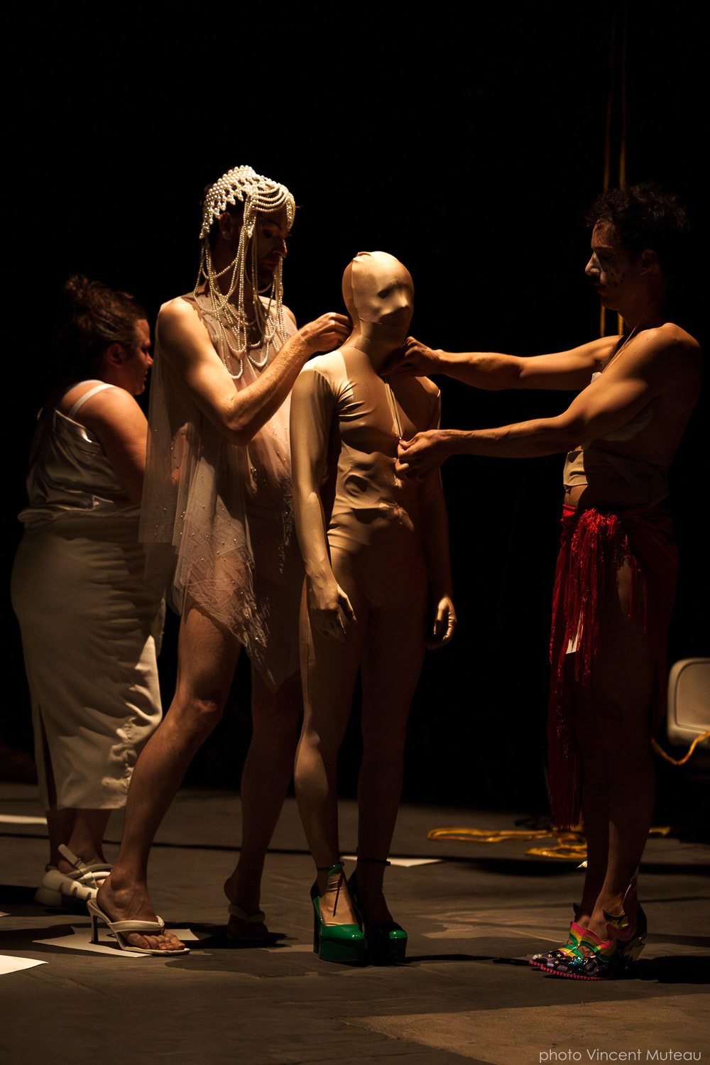 Association Rions noiR-Maxime Mestre_Les Demoiselles