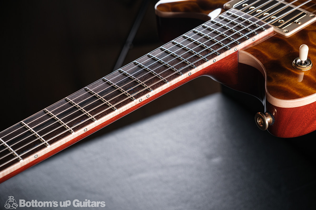 Bottom's Up Guitars | Hi-Reso Guitar Photo Gallery - T's Guitars Arc ...