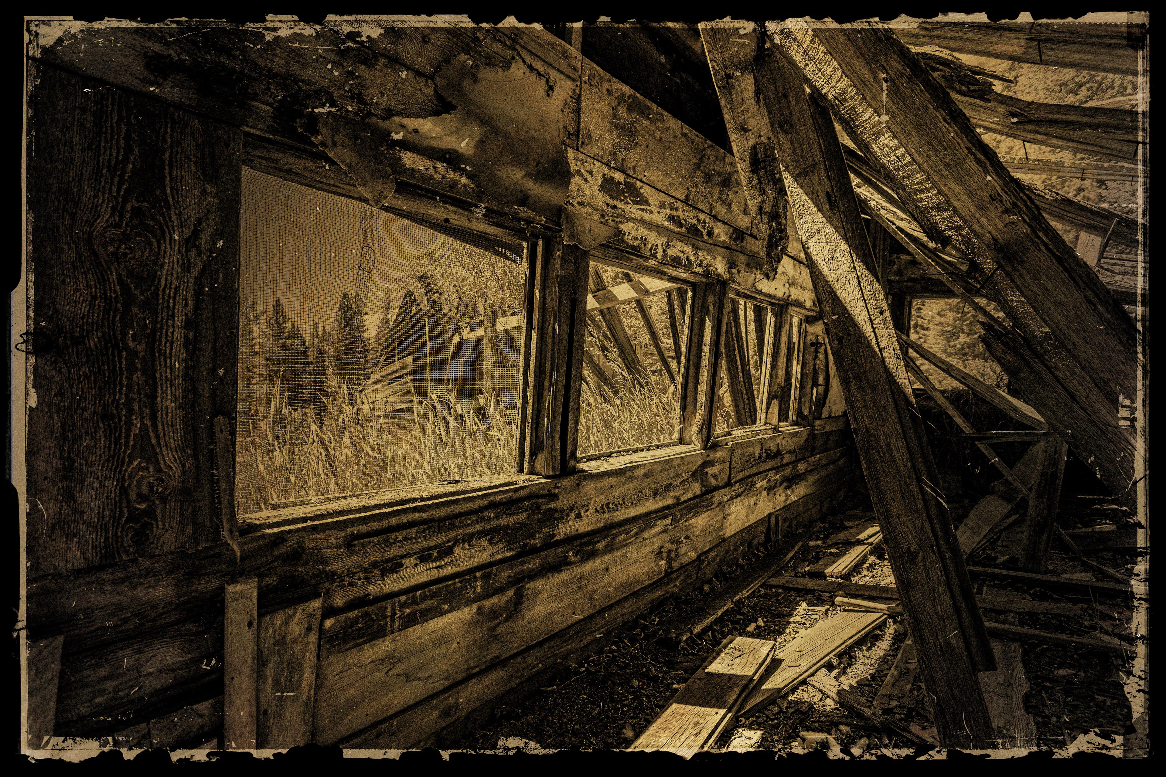 Photograph of Collapsed building in Bodie Washington 