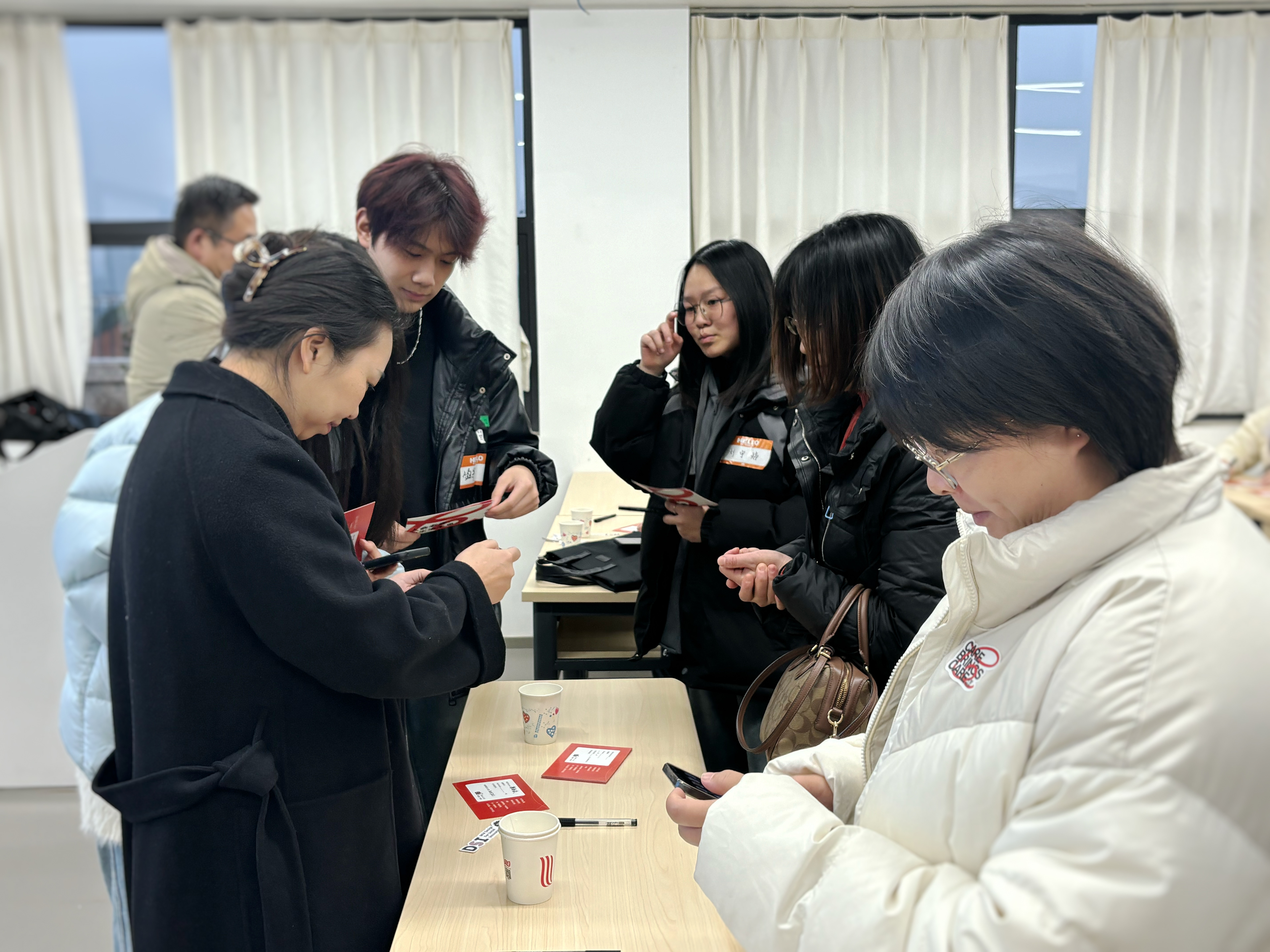 Pairs Making between Leaders & Students