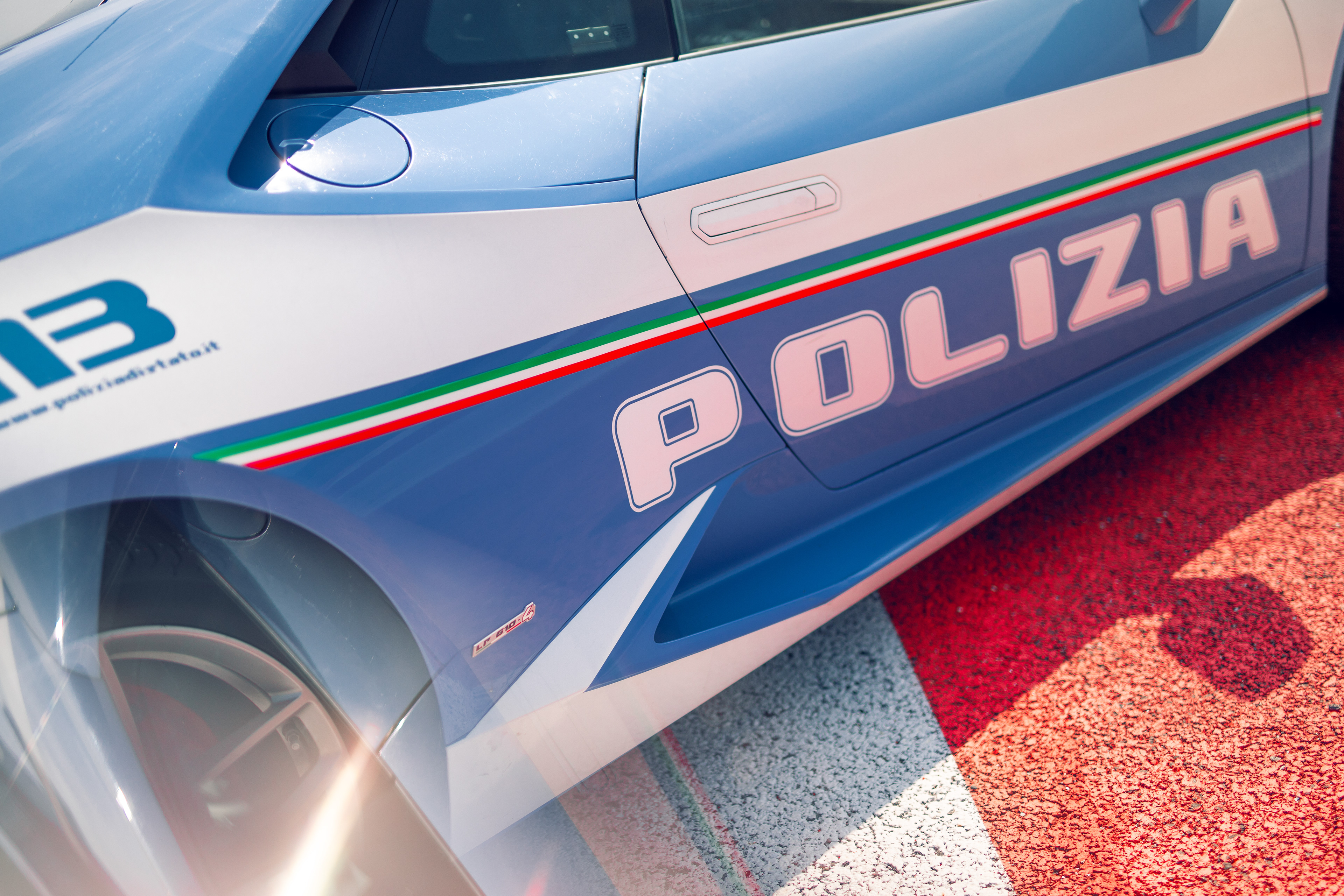 Leda Paleari - Lamborghini Huracan Polizia