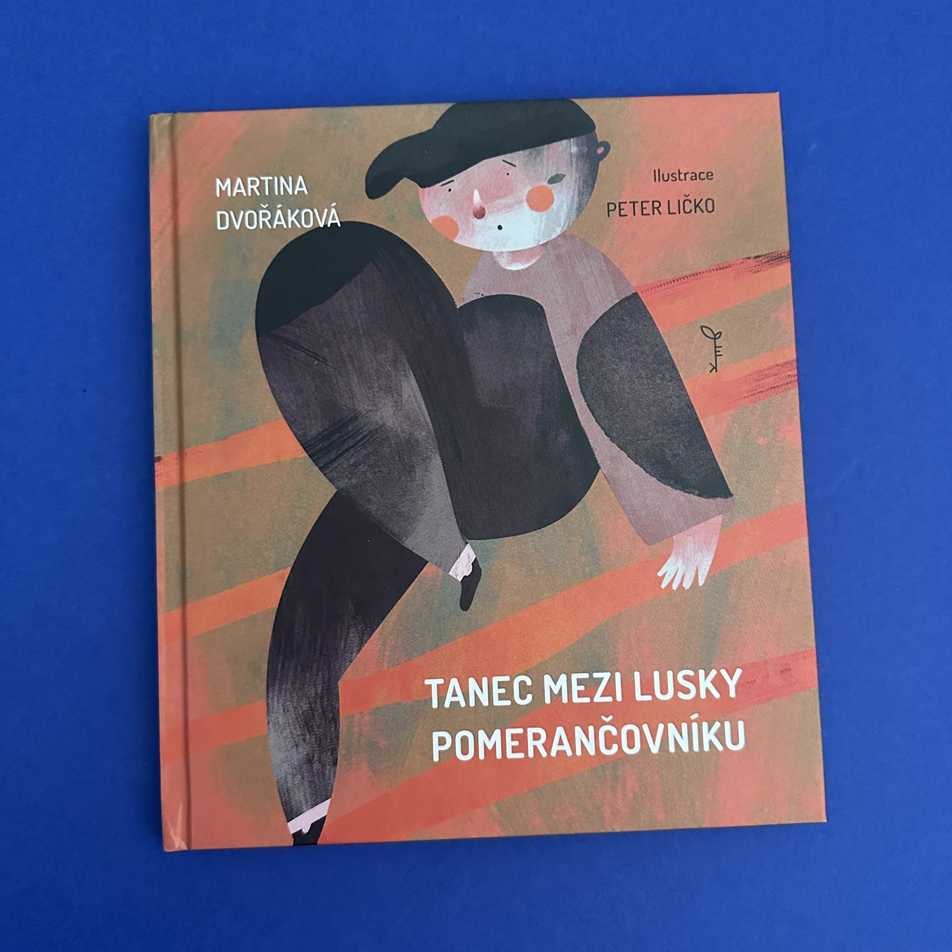 Fotografie převzata z: https://www.katechetiolomouc.cz/index.php/2023/10/02/tanec-mezi-lusky-pomerancovniku/