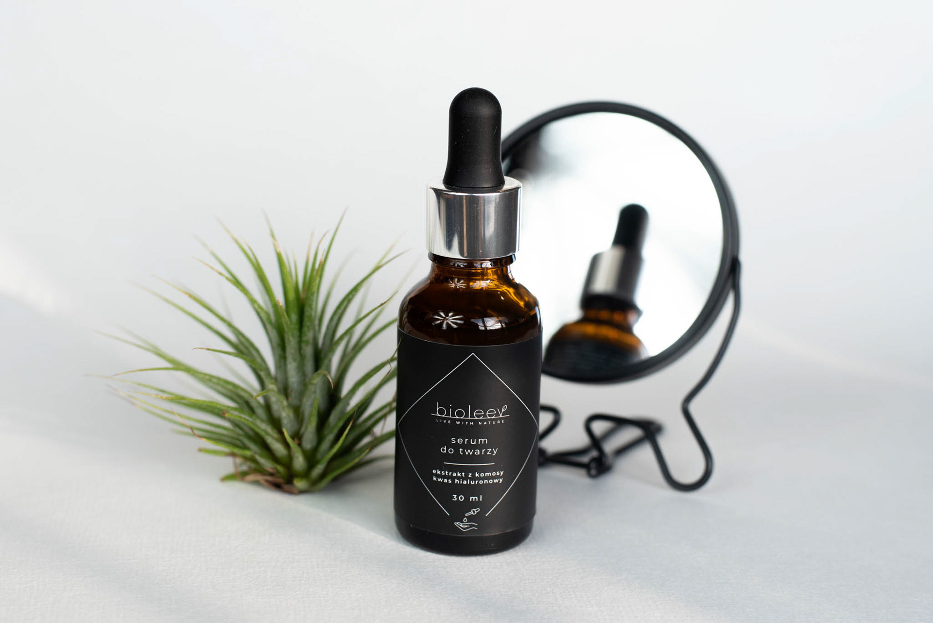 Zdjęcie reklamowe | serum do twarzy Bioleev