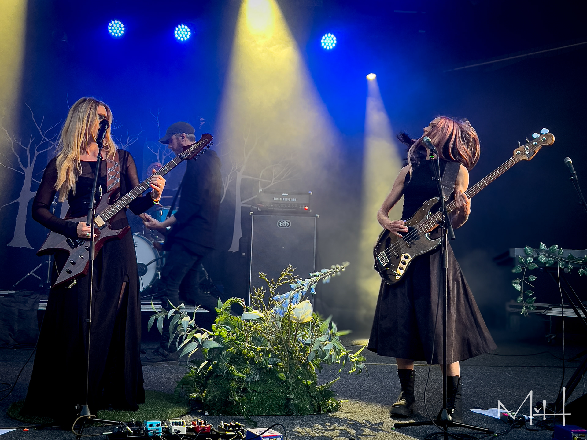 Myrkur & Maja Shining