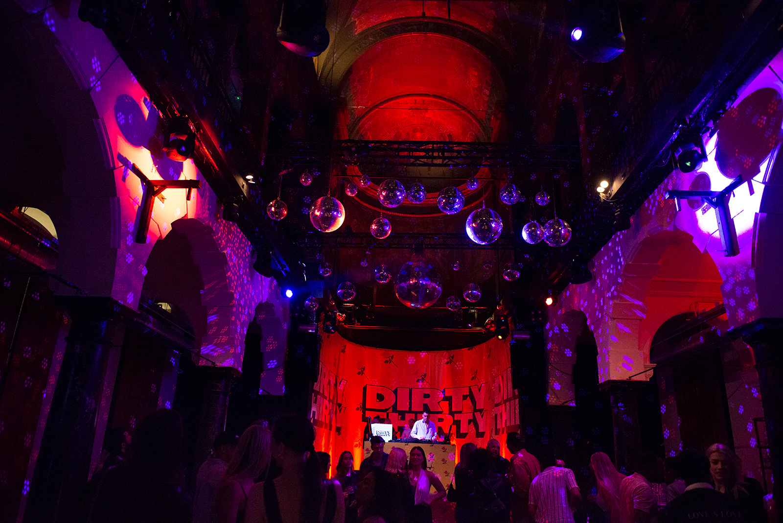 Dirty Thirty - Hotel Arena