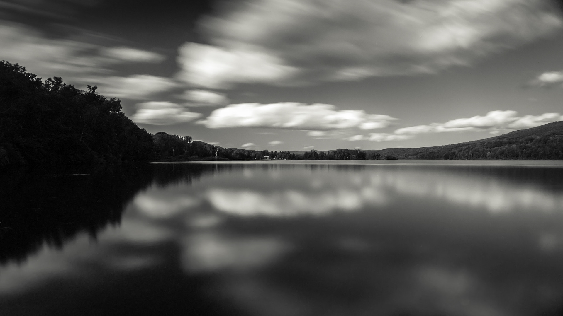 Cheshire Lake B&W