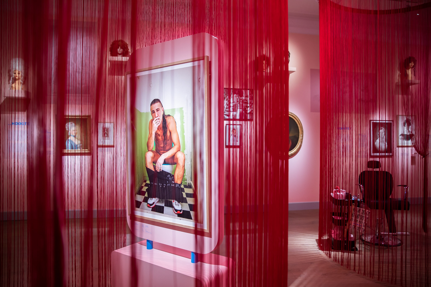 De Matlas, groepstentoonstelling in het Haags Historisch Museum, 2022 foto: Kim Verkade
