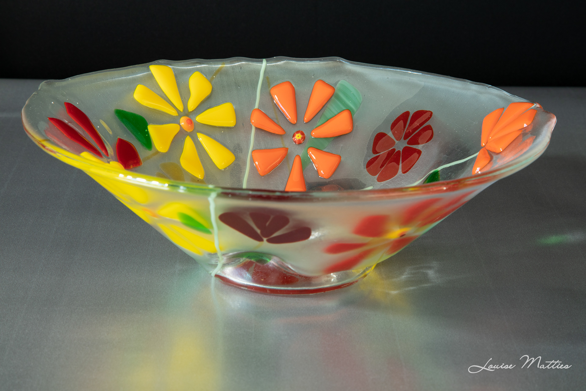 Flower cone bowl 12" diameter