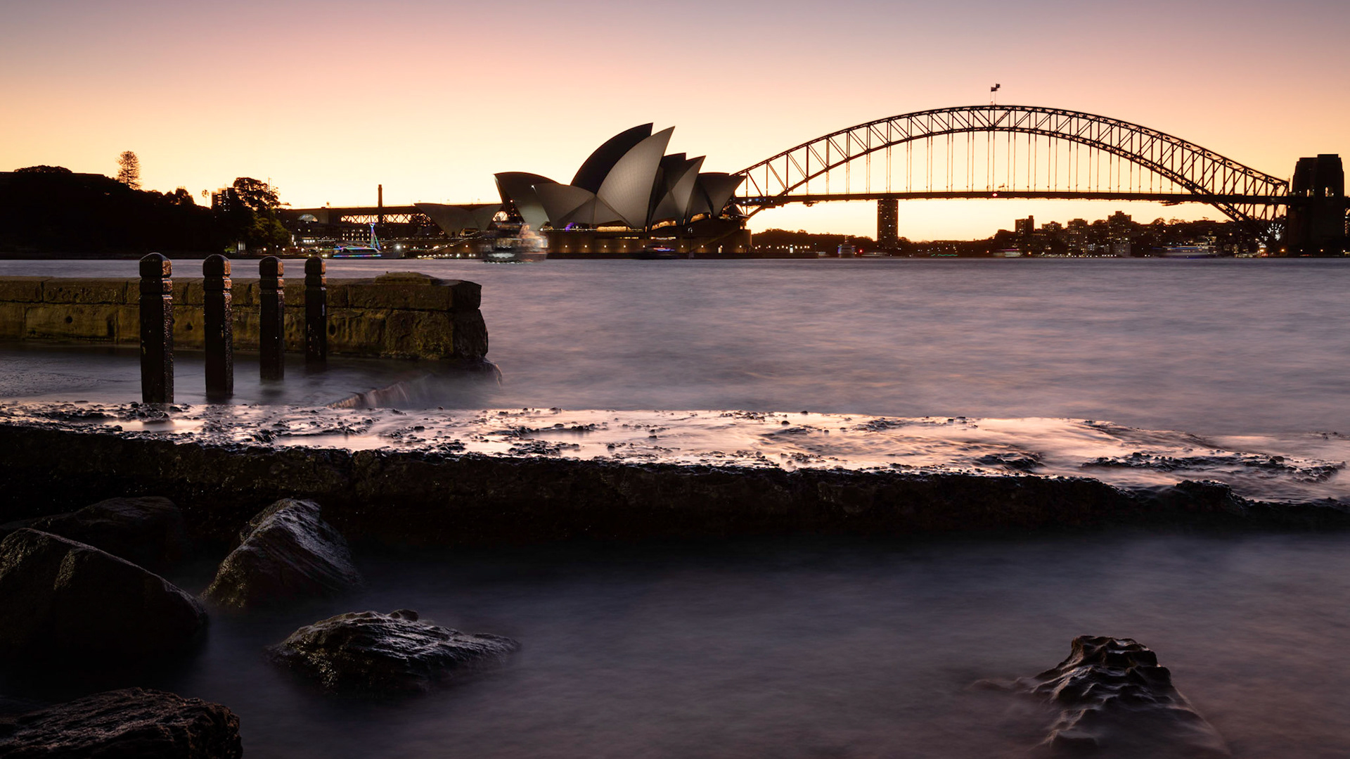 Mrs Macquarie's Chair