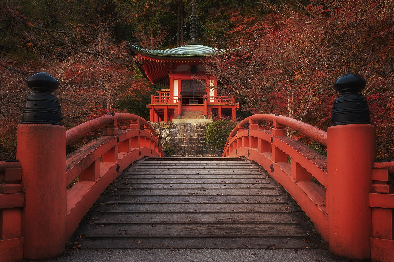 Daigo-Ji temple in autumn