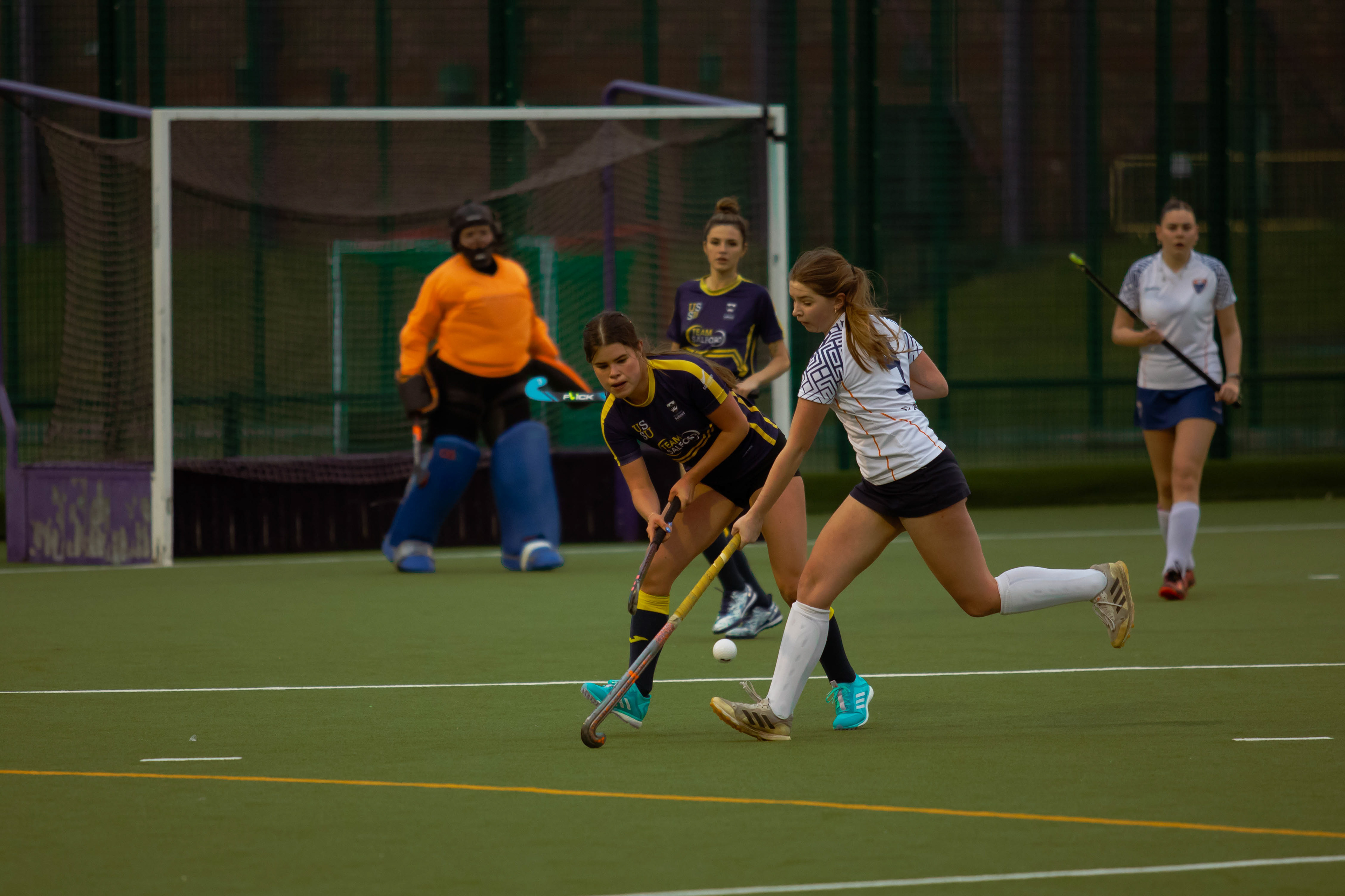 UNI OF SALFORD V MANCHESTER METROPOLITAN UNI