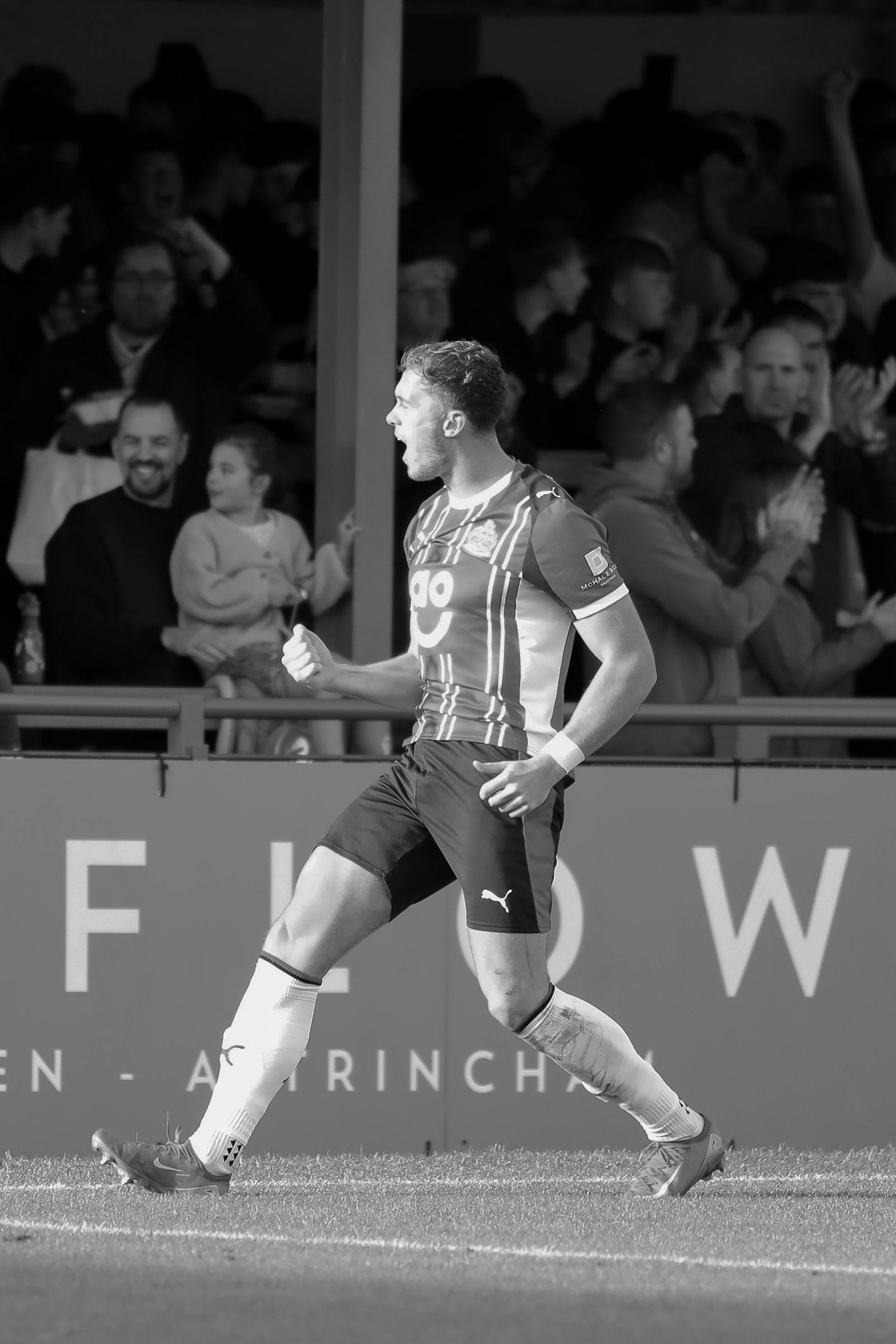 ALTRINCHAM V HARBOROUGH TOWN- FA CUP