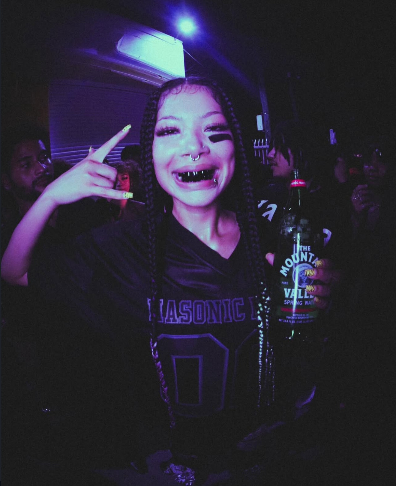 Molly Santana 24'