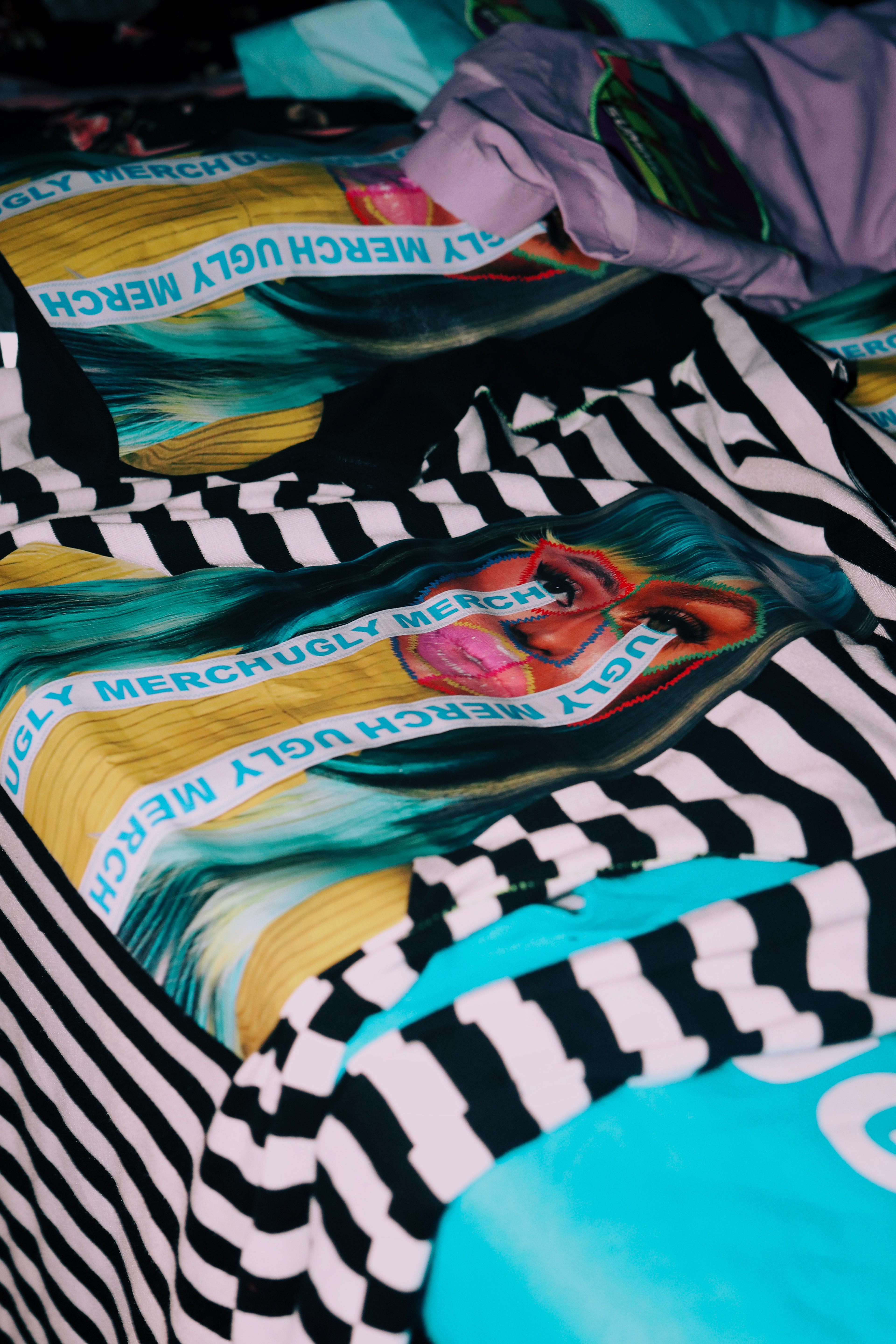 Ugly Merch 19'