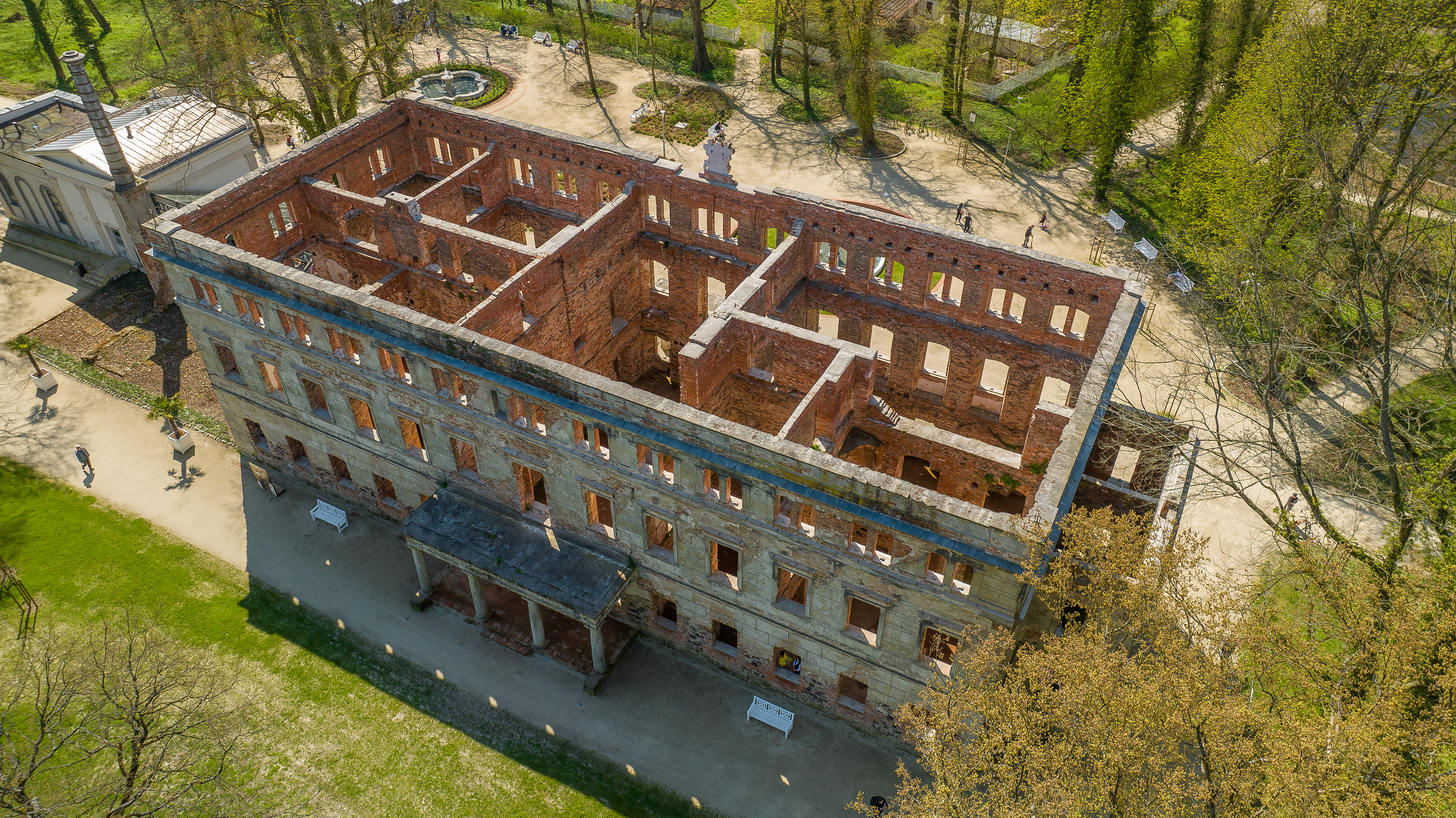 Zatoń