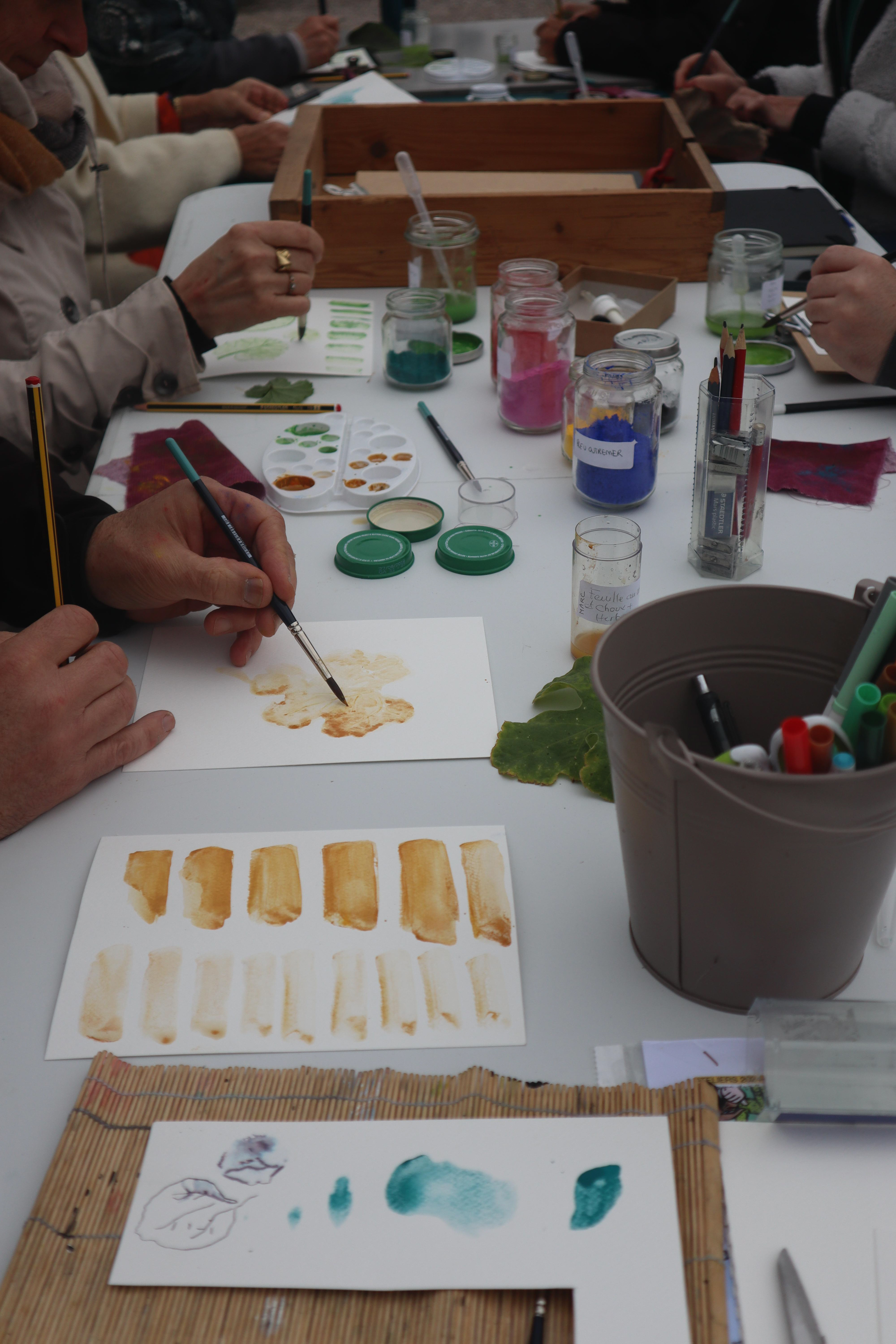 Illustration et aquarelle au jardin