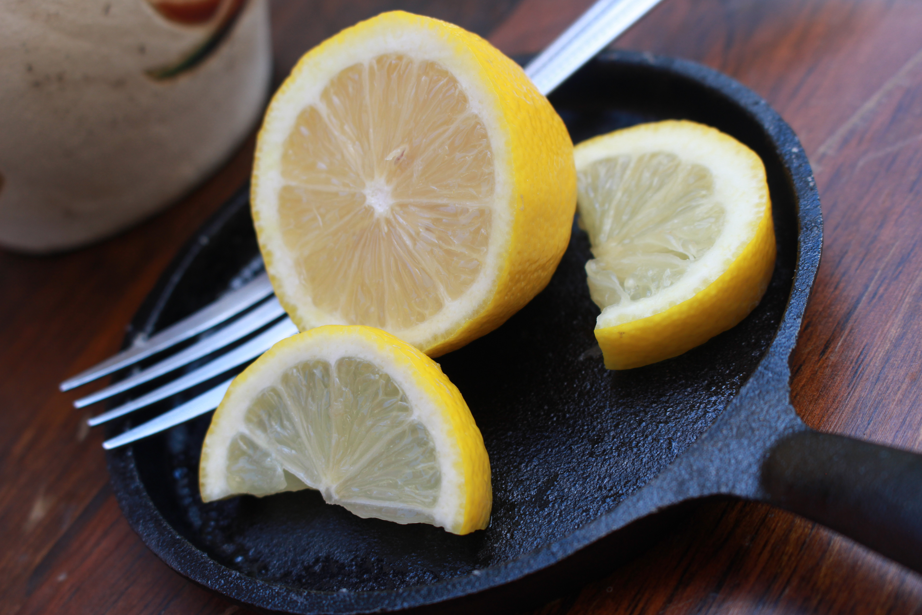 Lemon garnish